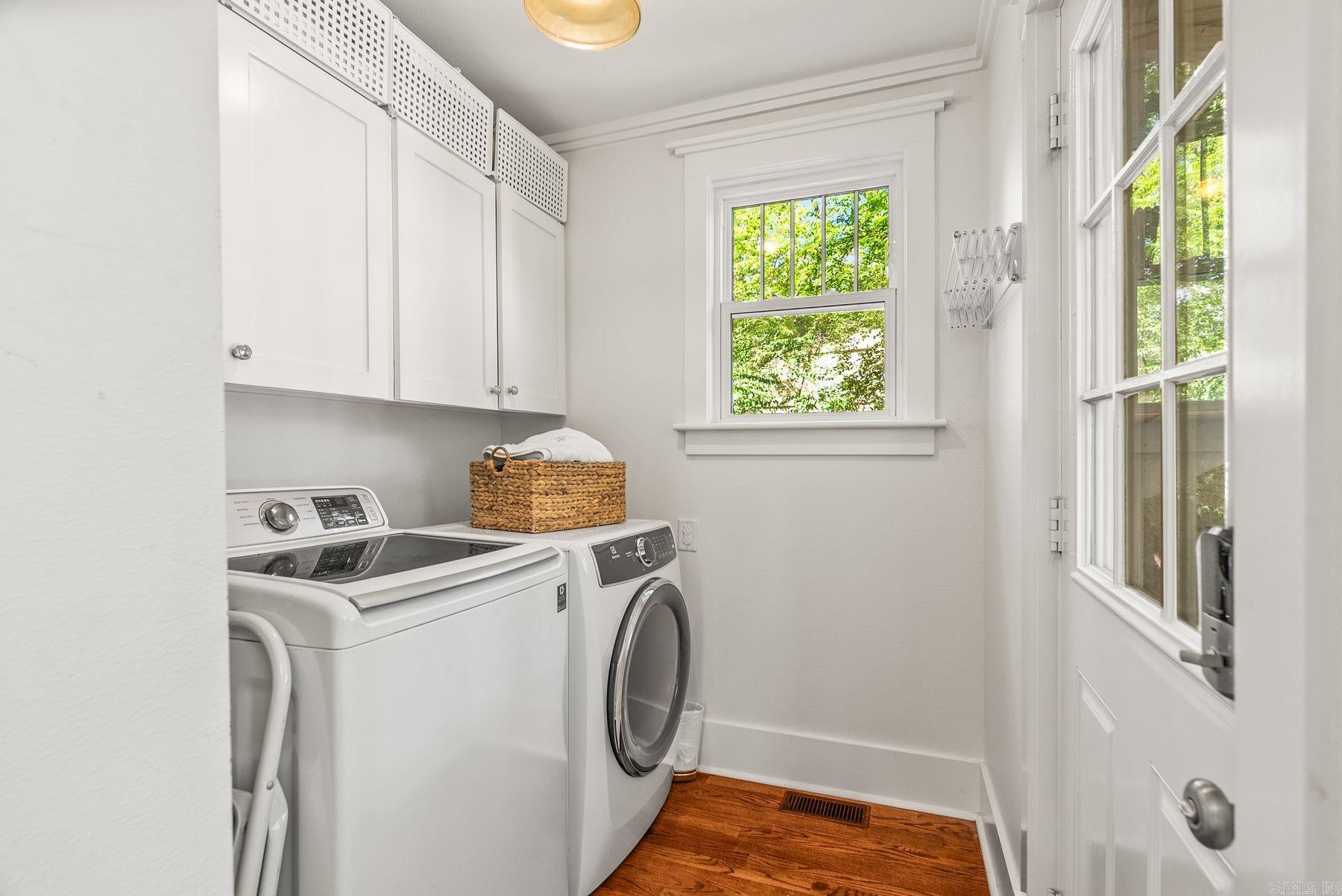 5216 I  Little Rock, AR
