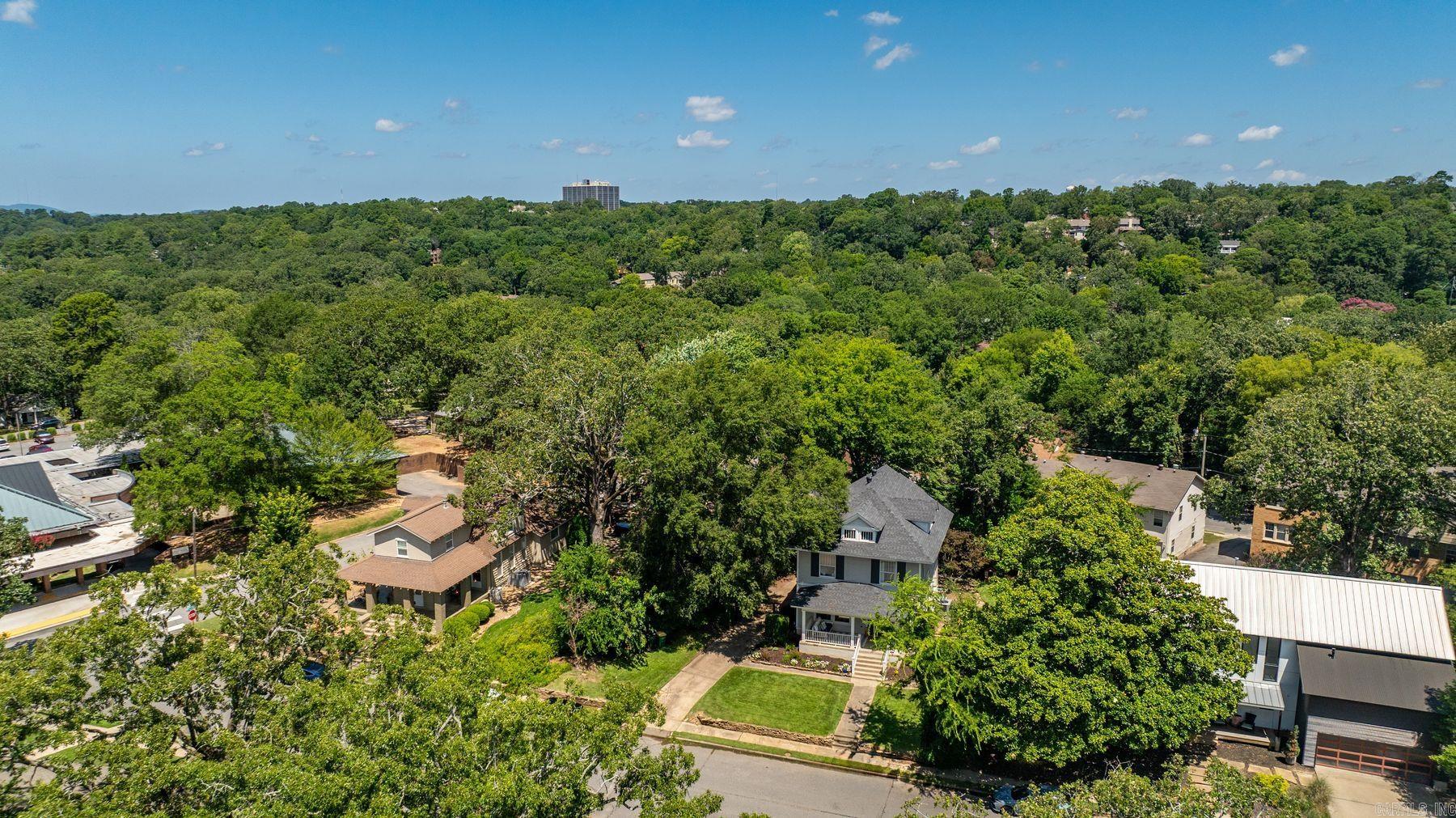 5216 I  Little Rock, AR