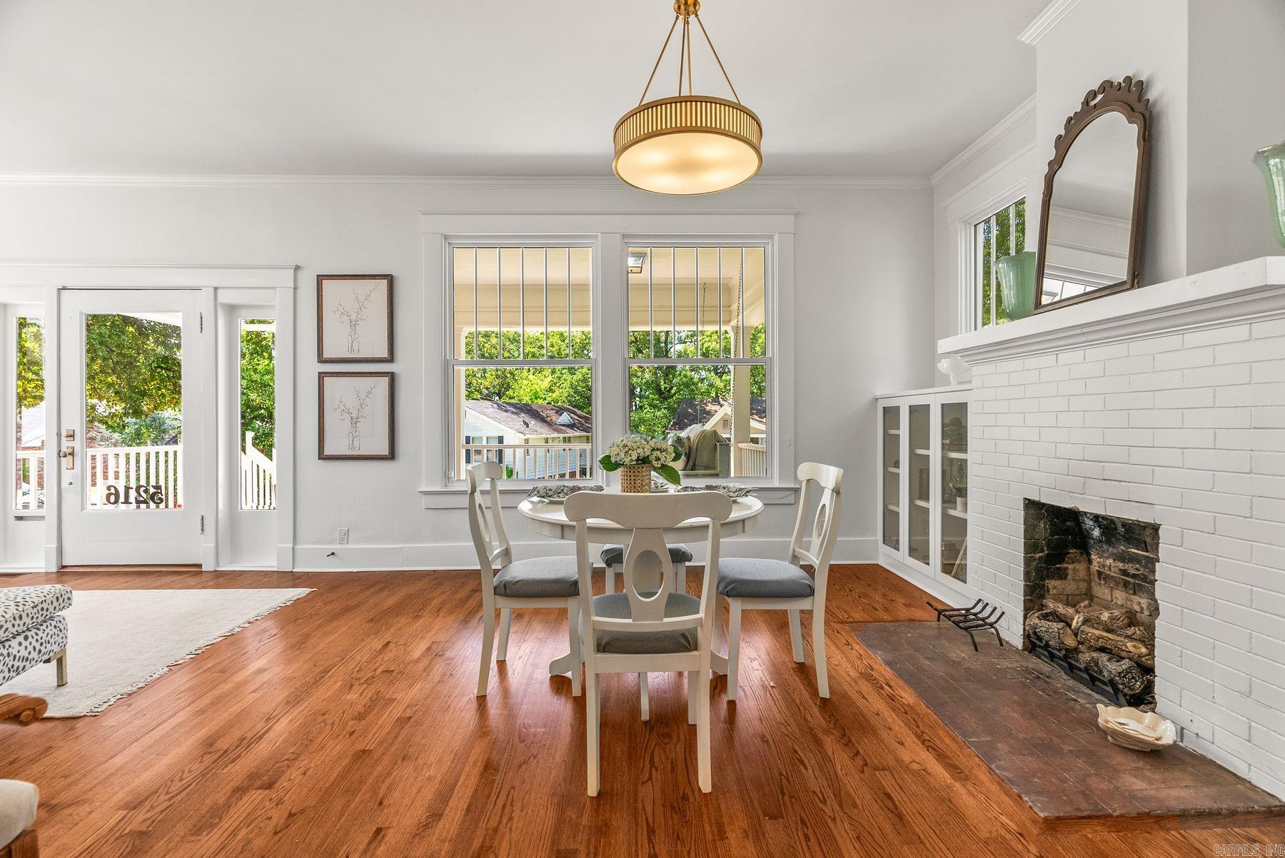 5216 I  Little Rock, AR