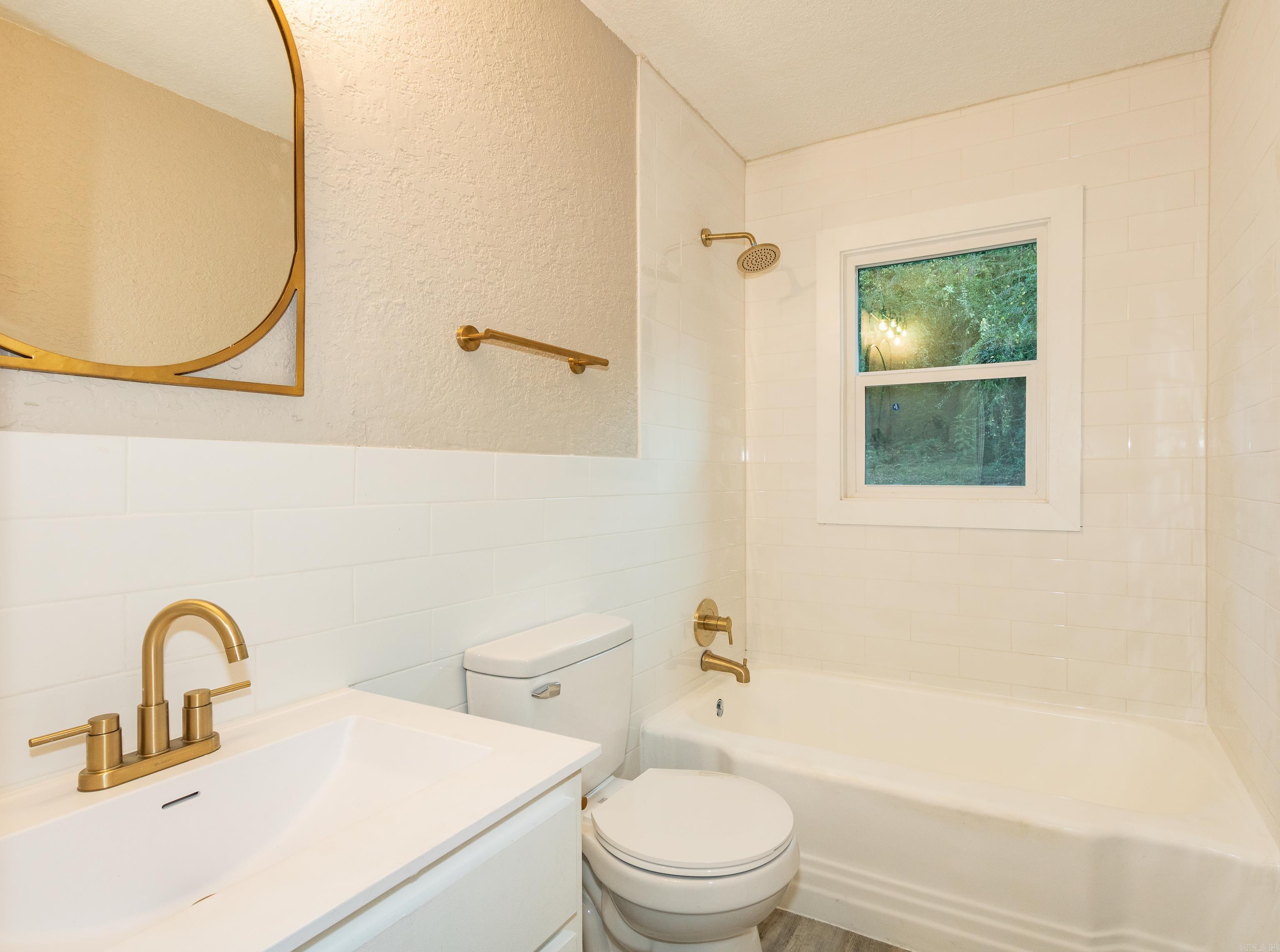 107 N Summit Street Little Rock, AR 72205