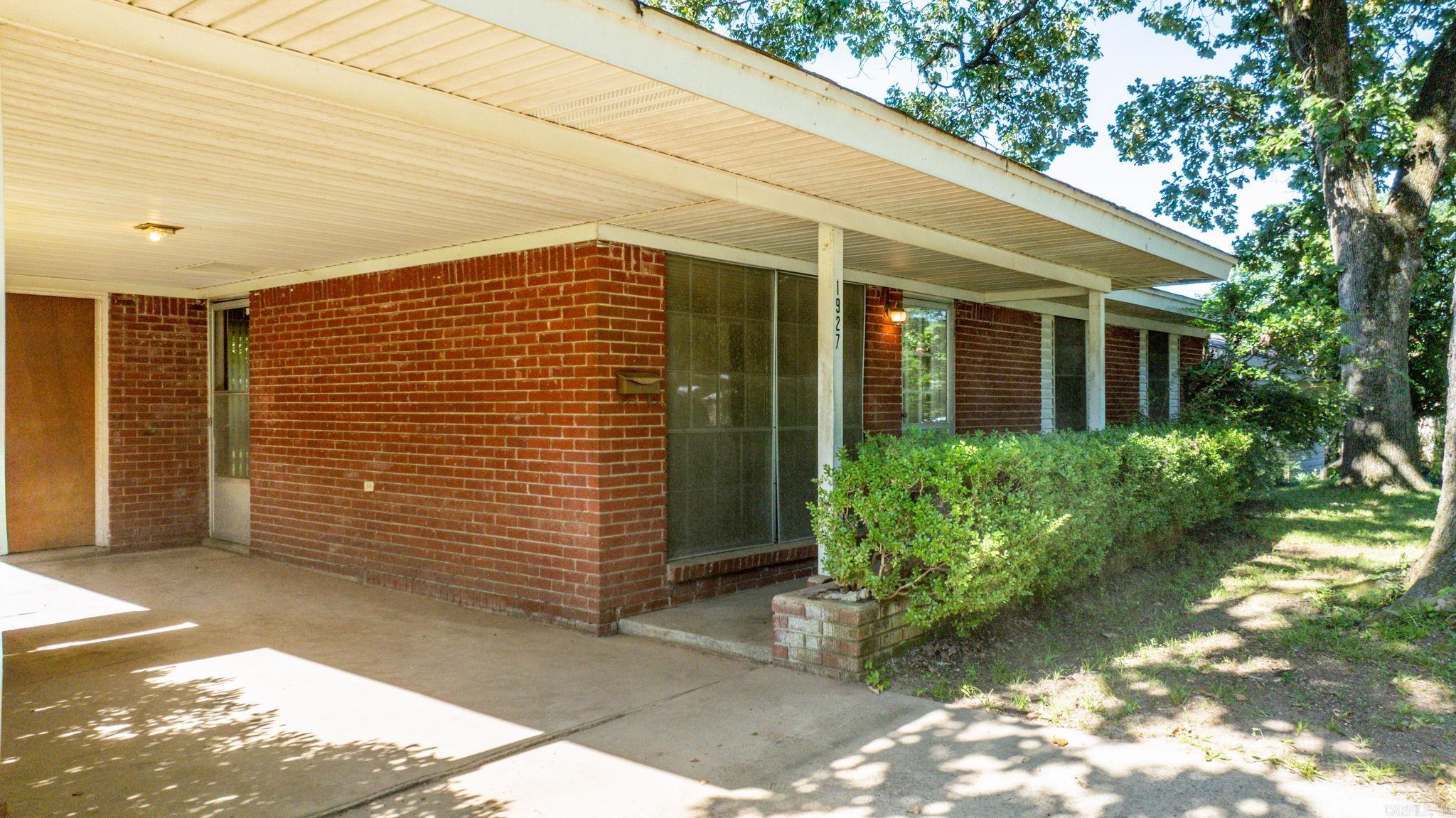1927 Arrowhead Road  North Little Rock, AR