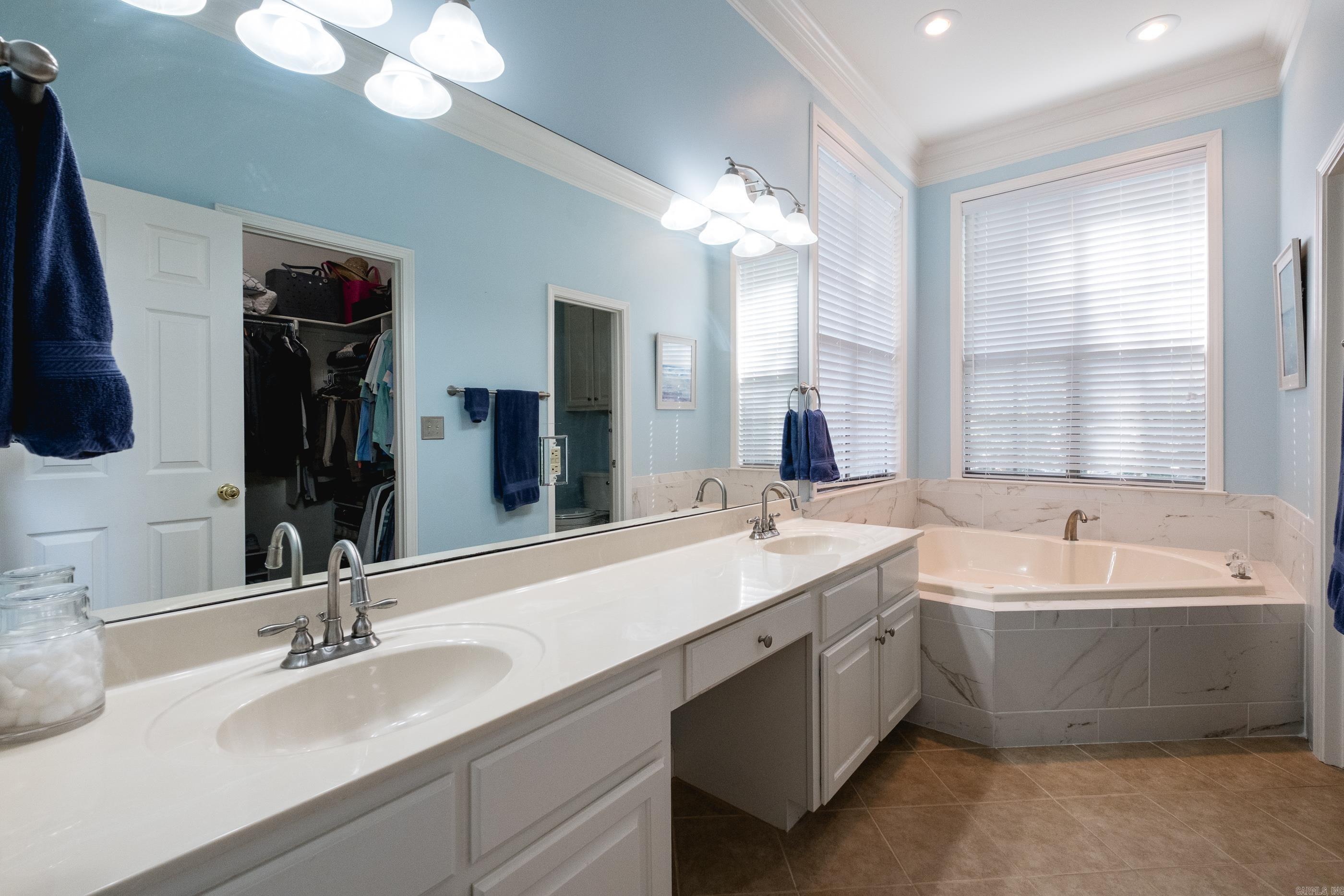 7 Chalmette  Little Rock, AR