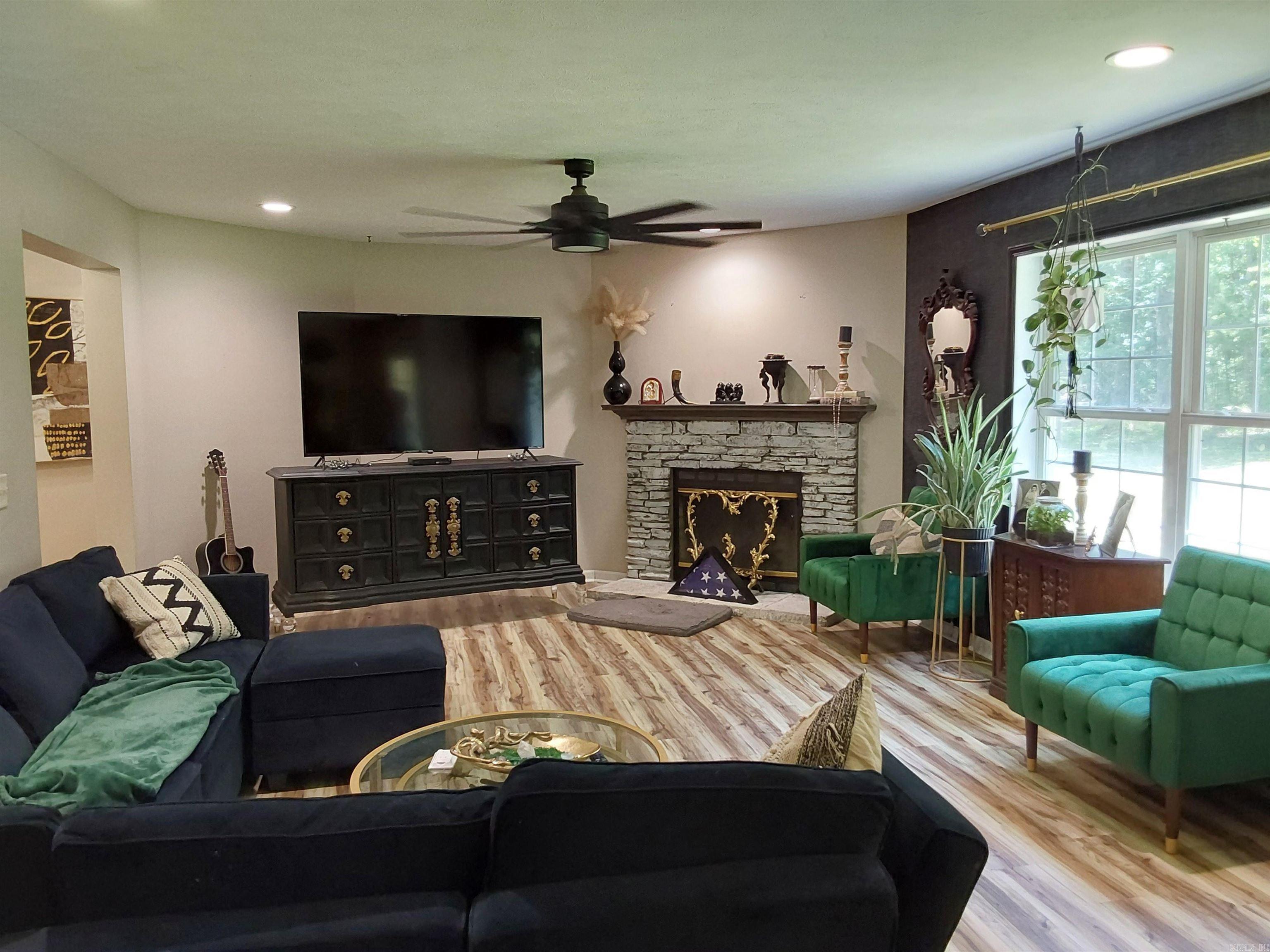 9807 Kling Valley Drive  Mabelvale, AR