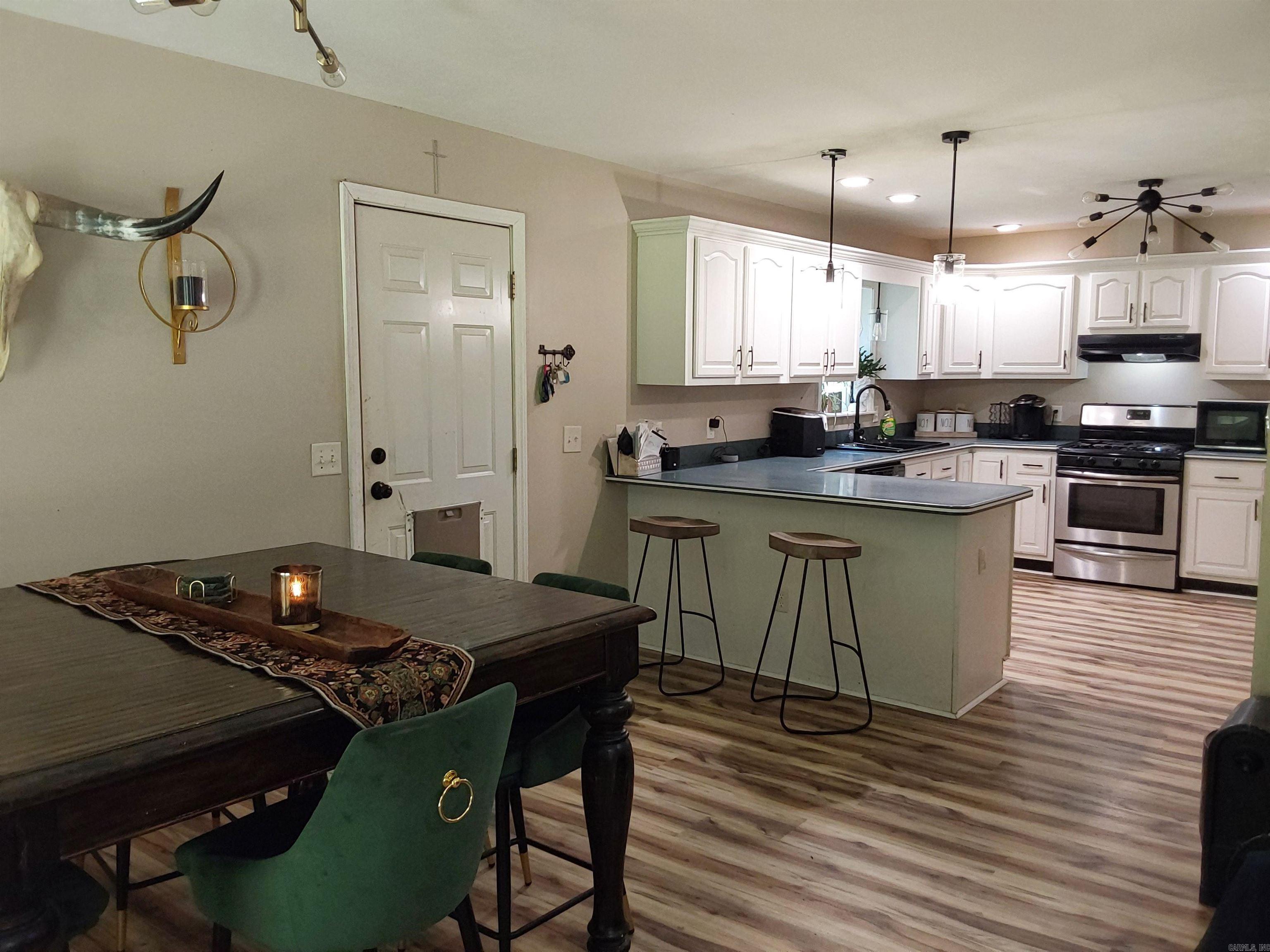 9807 Kling Valley Drive  Mabelvale, AR