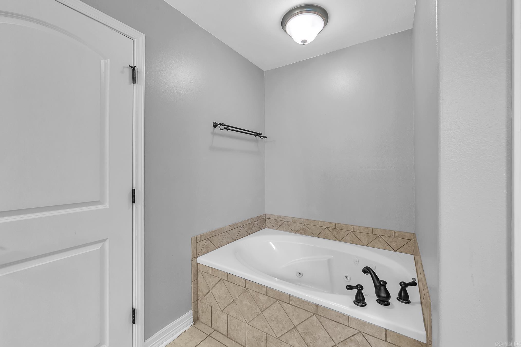 2358 Lakewood  Cabot, AR