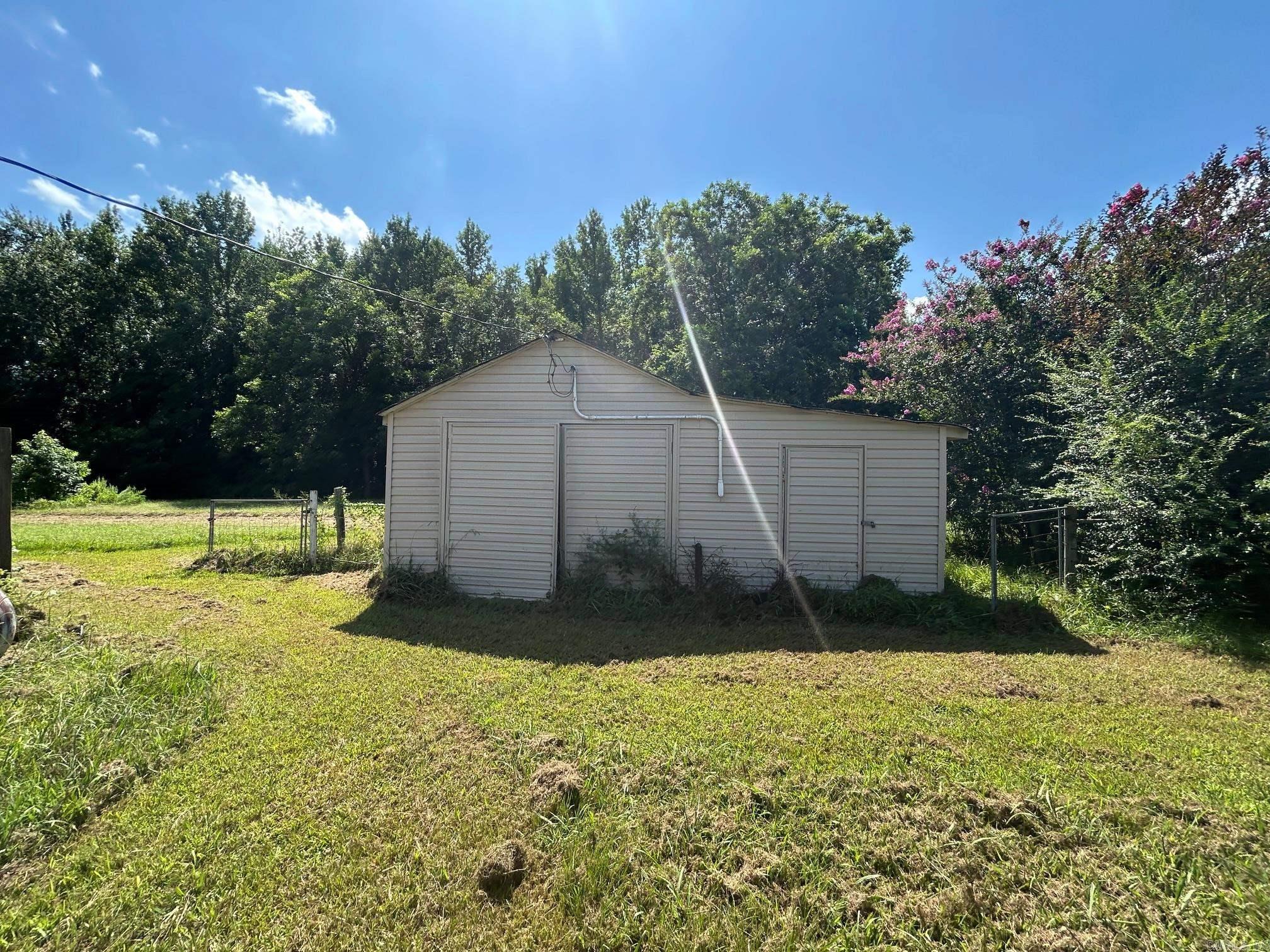 108 Blount  Higginson, AR