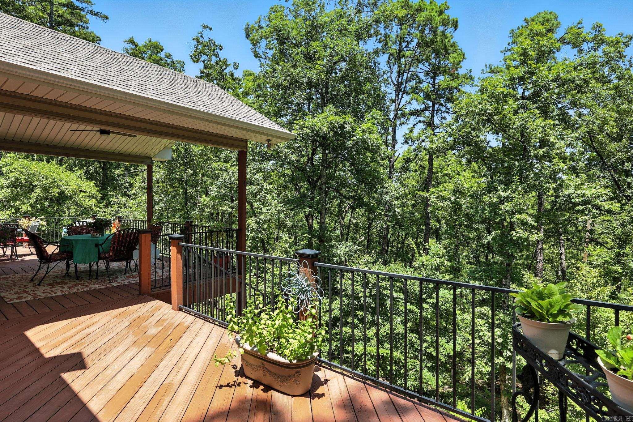 10 Devaca  Hot Springs Village, AR