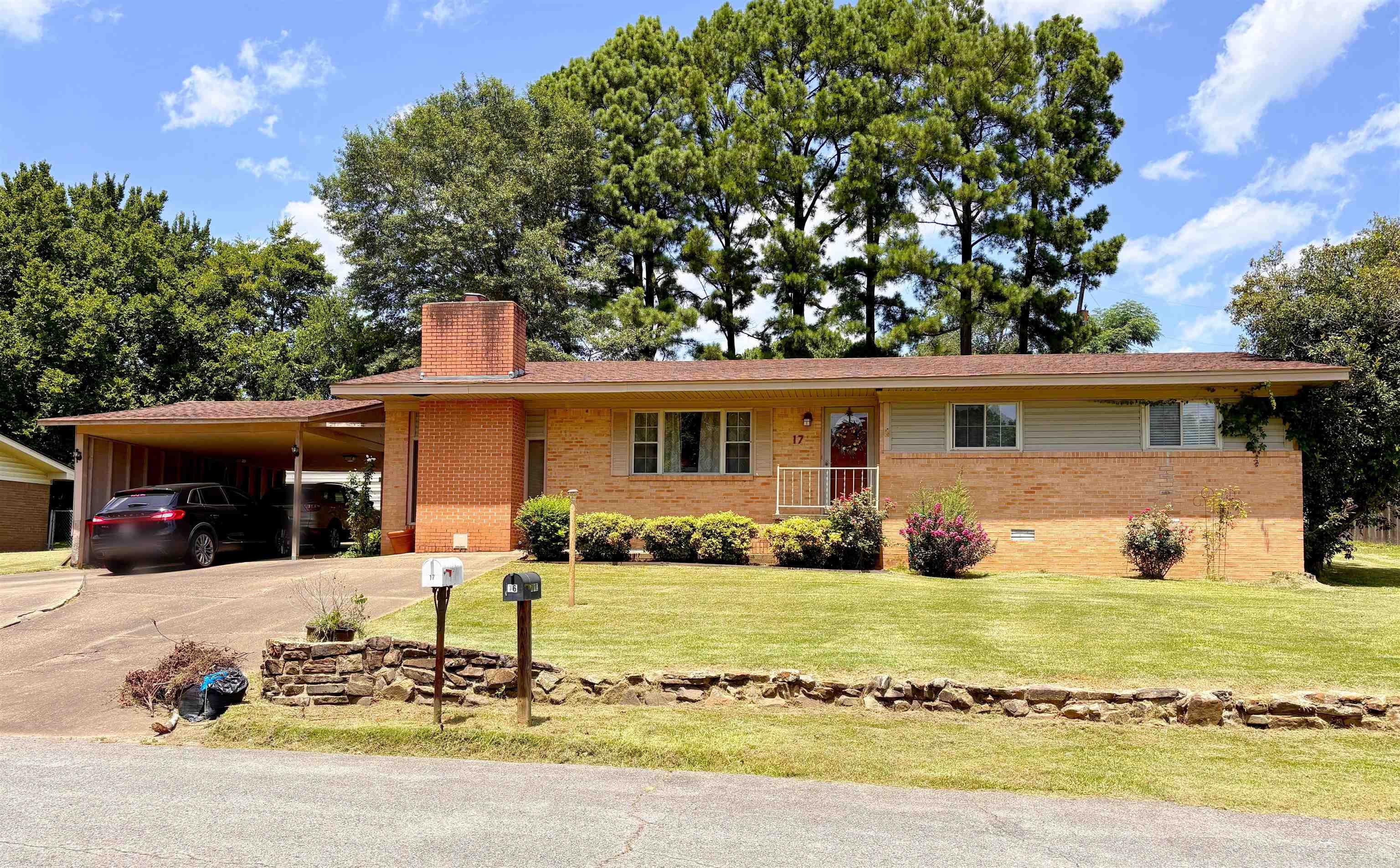 17 Deerwood  Morrilton, AR