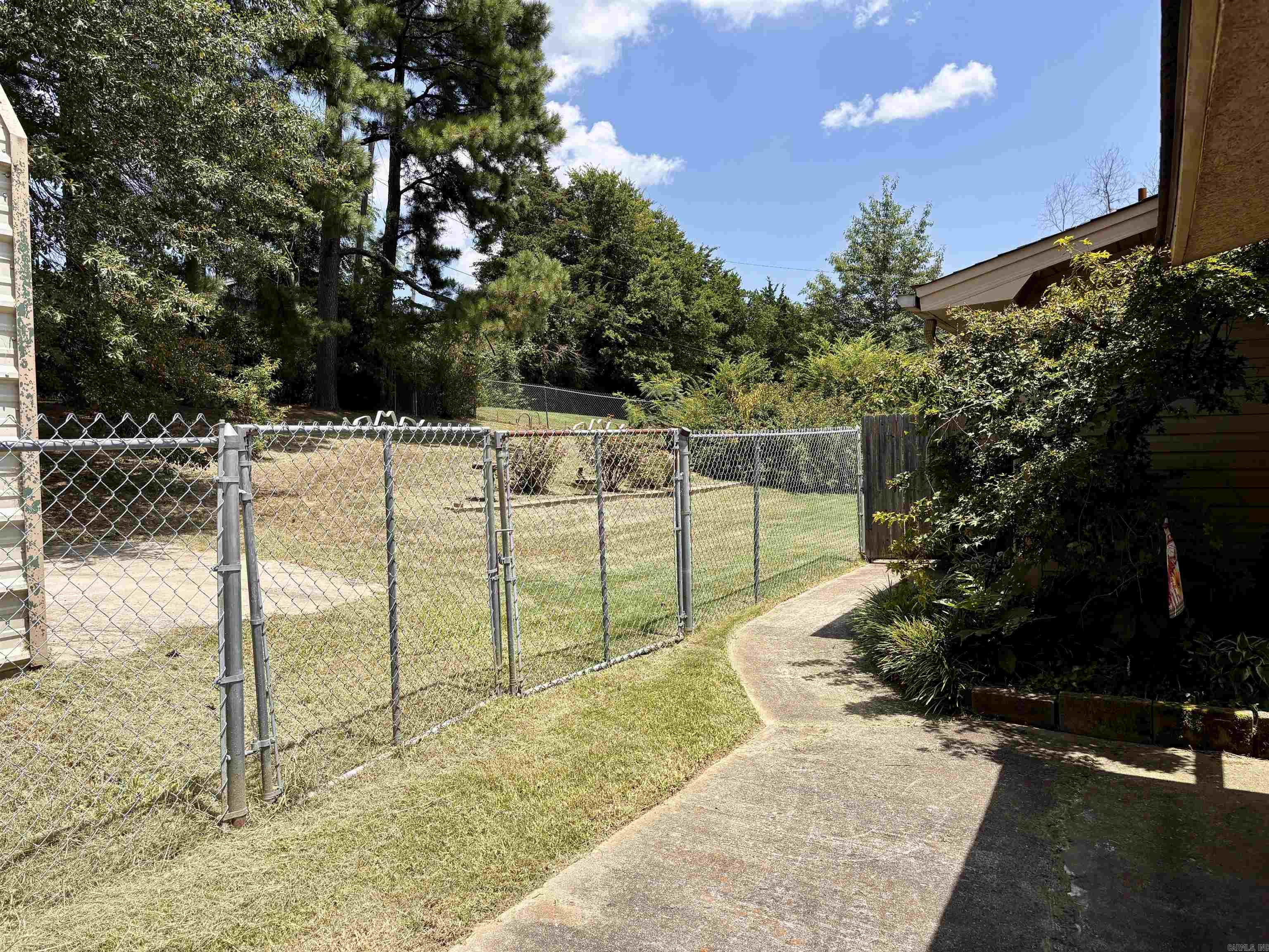 17 Deerwood  Morrilton, AR