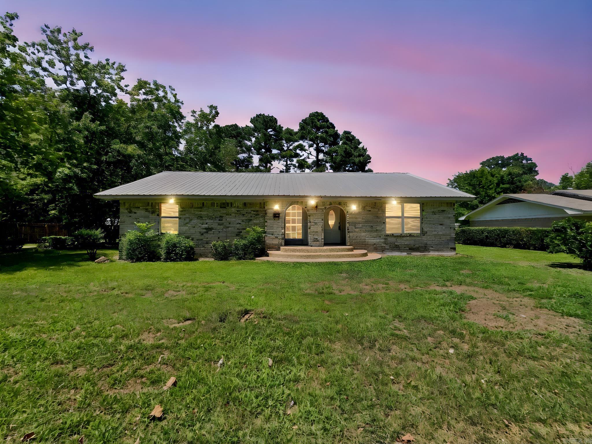 450 Bryan Ave  Ashdown, AR