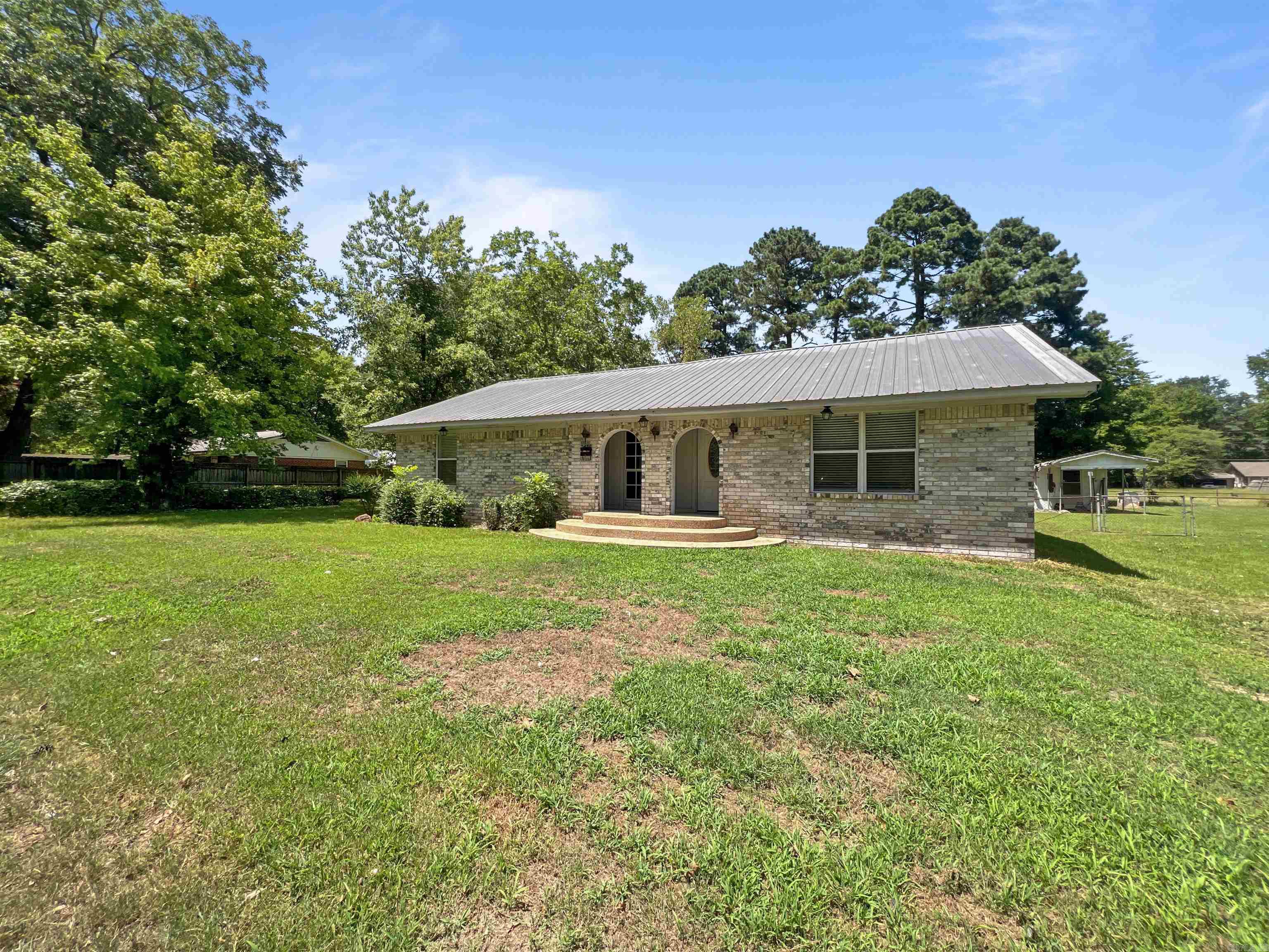 450 Bryan Ave  Ashdown, AR