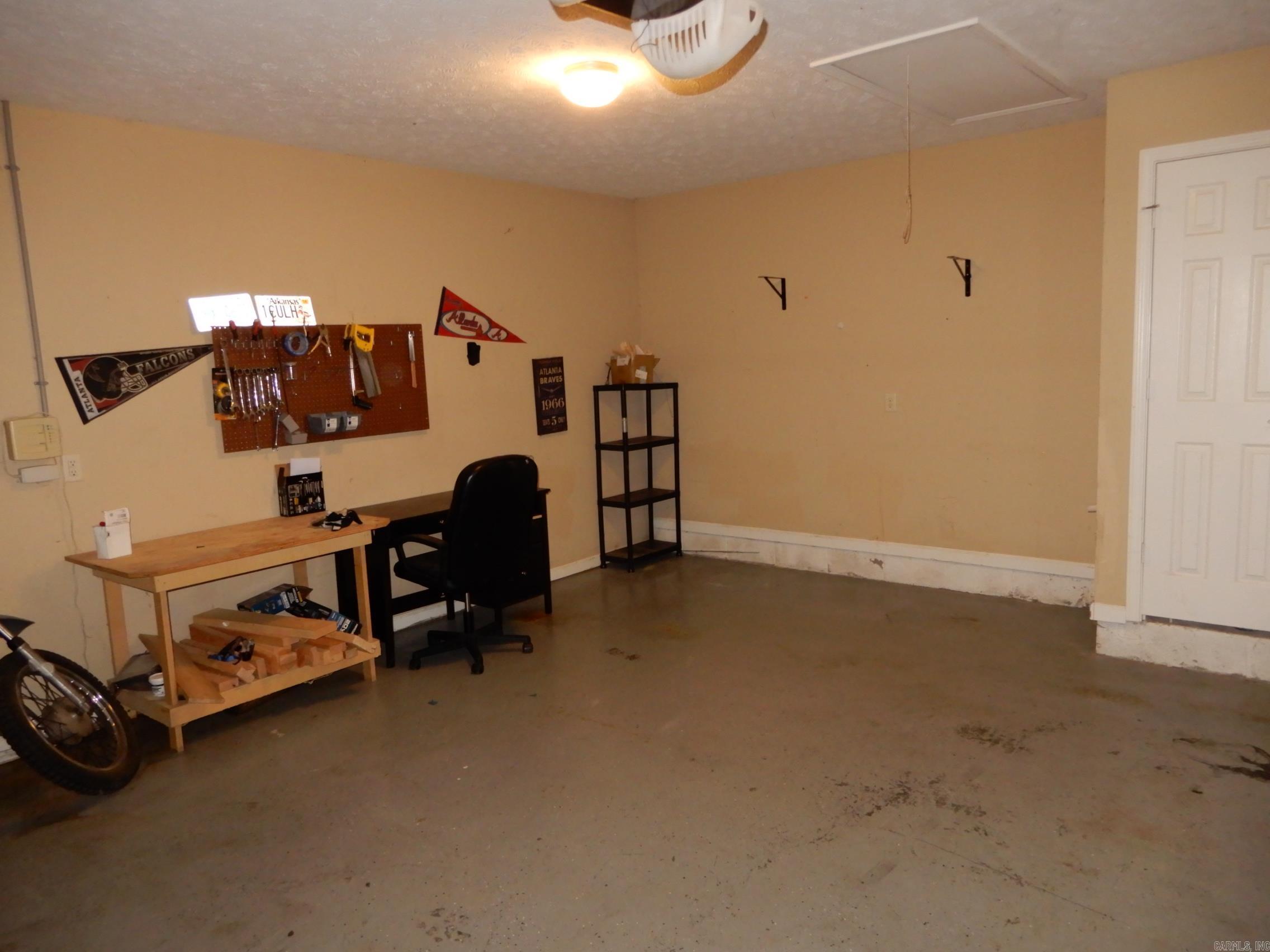 83 Willow Lake Ward, AR 72176