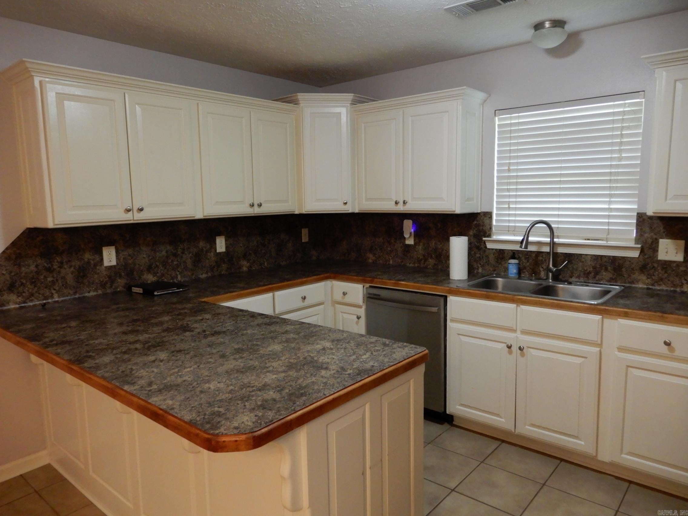 83 Willow Lake Ward, AR 72176