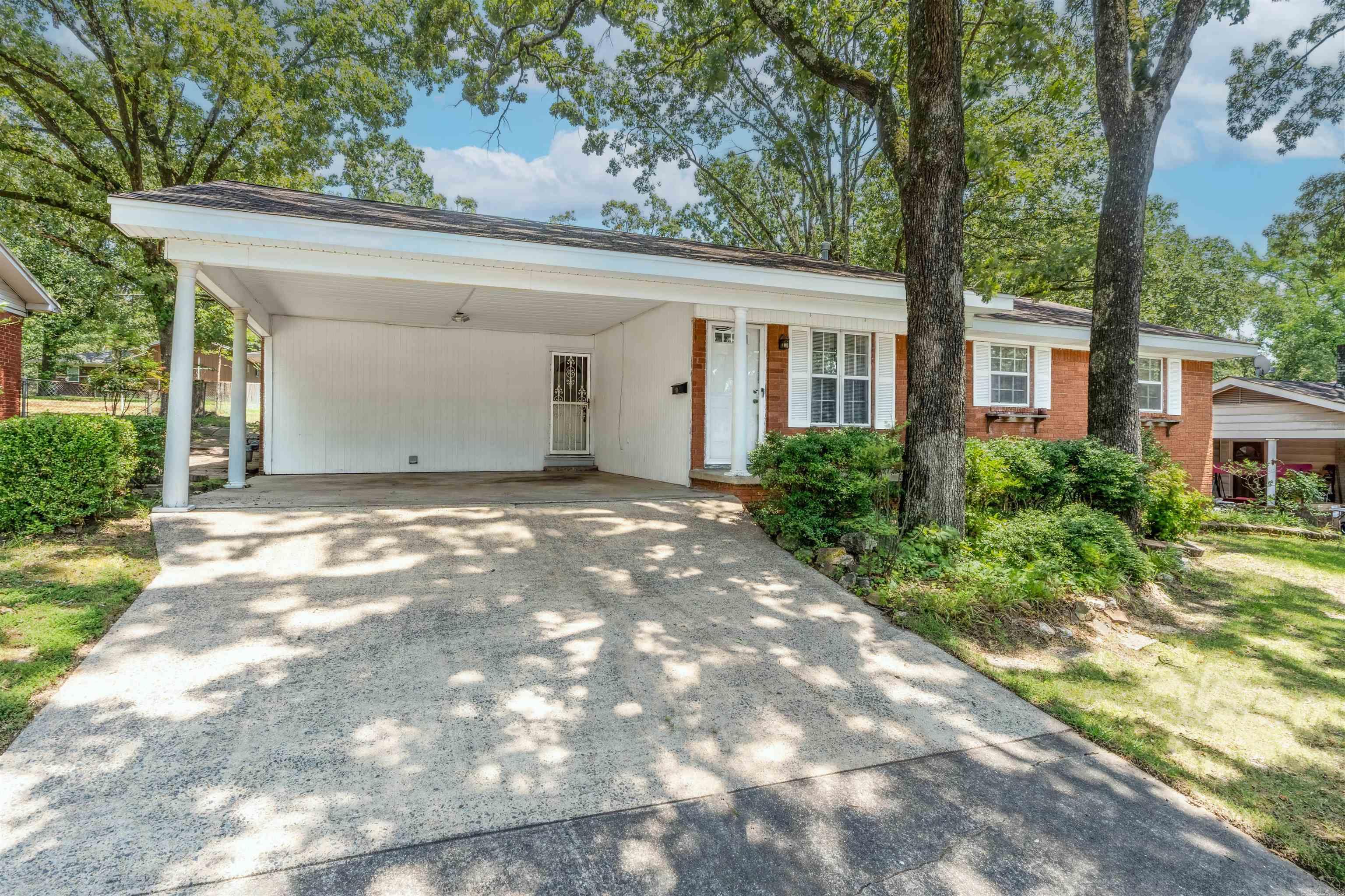 604 E Beverly Ave  Sherwood, AR