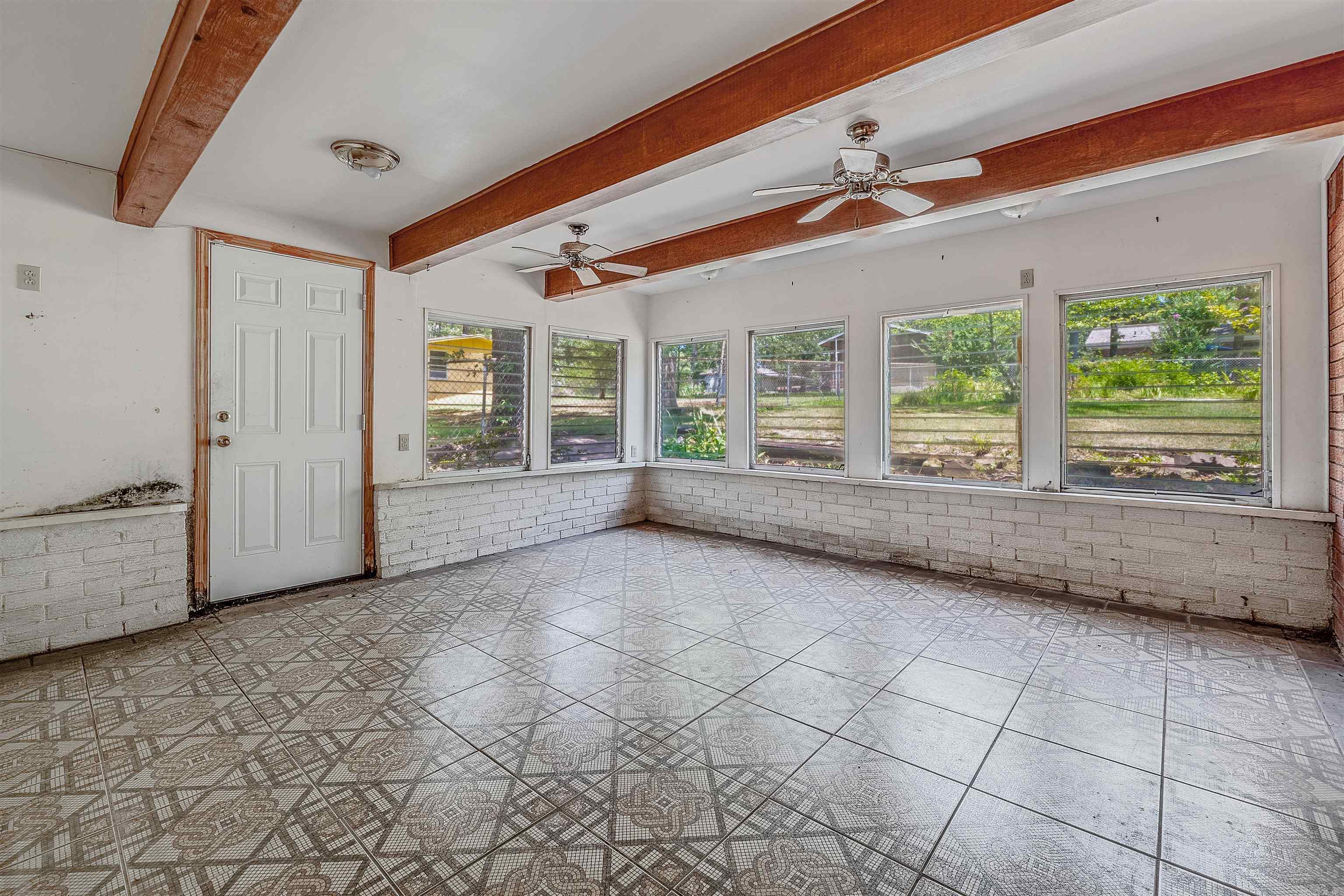604 E Beverly Ave  Sherwood, AR