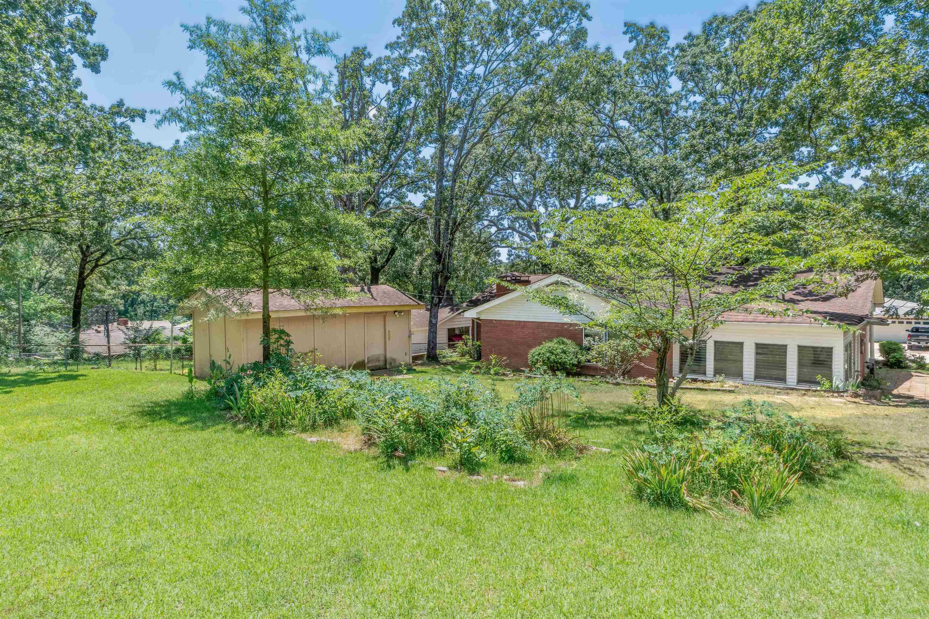 604 E Beverly Ave  Sherwood, AR