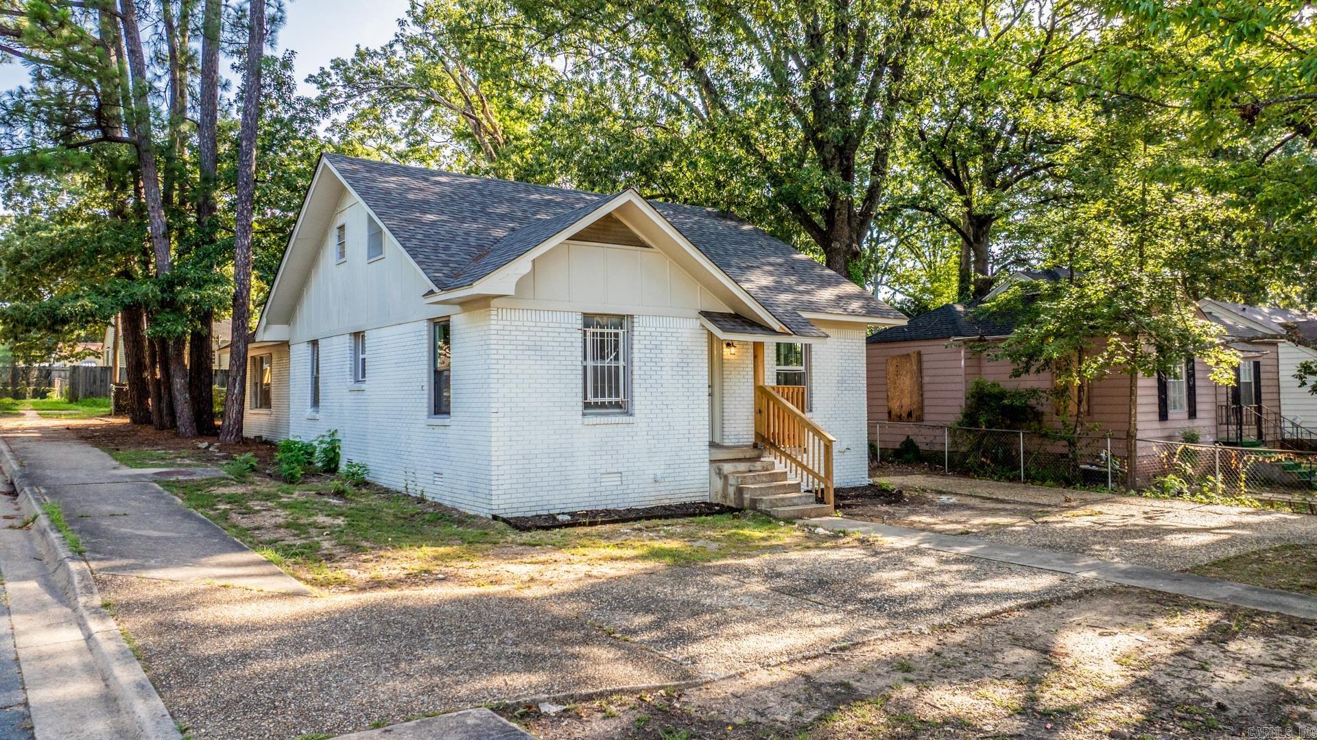 5216 W 31st  Little Rock, AR