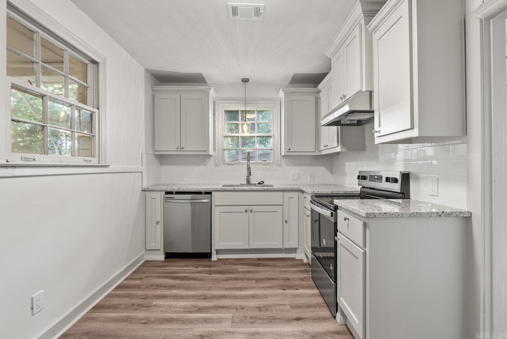 5216 W 31st  Little Rock, AR