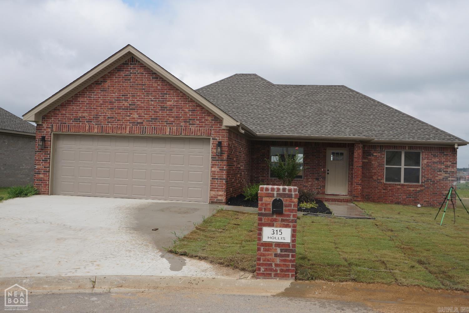 315 Hollis  Bono, AR