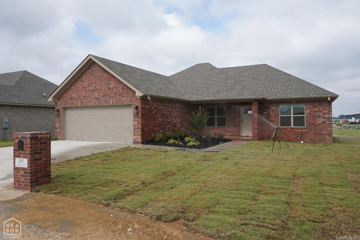 315 Hollis  Bono, AR