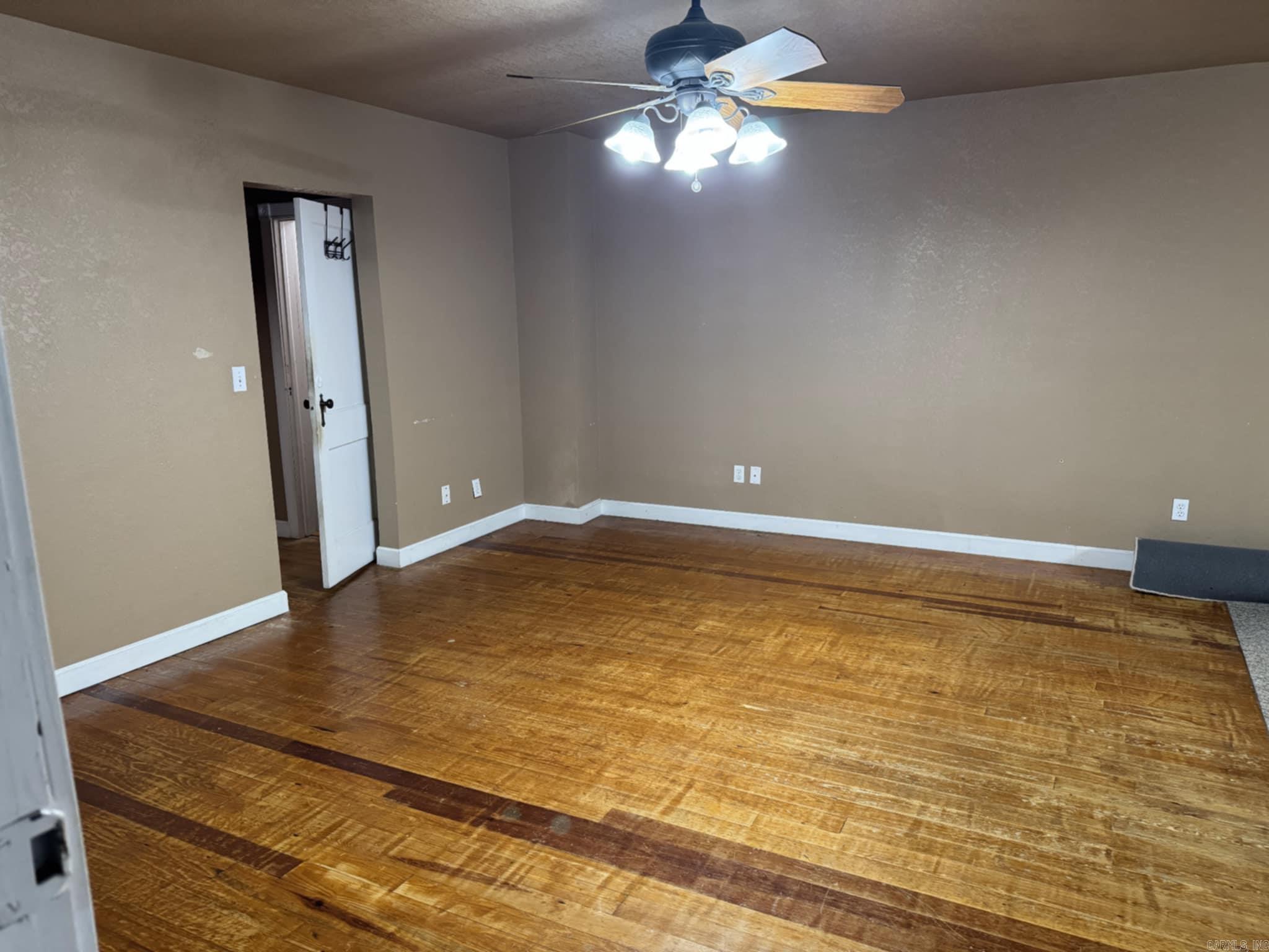 333 Main Street  Clinton, AR