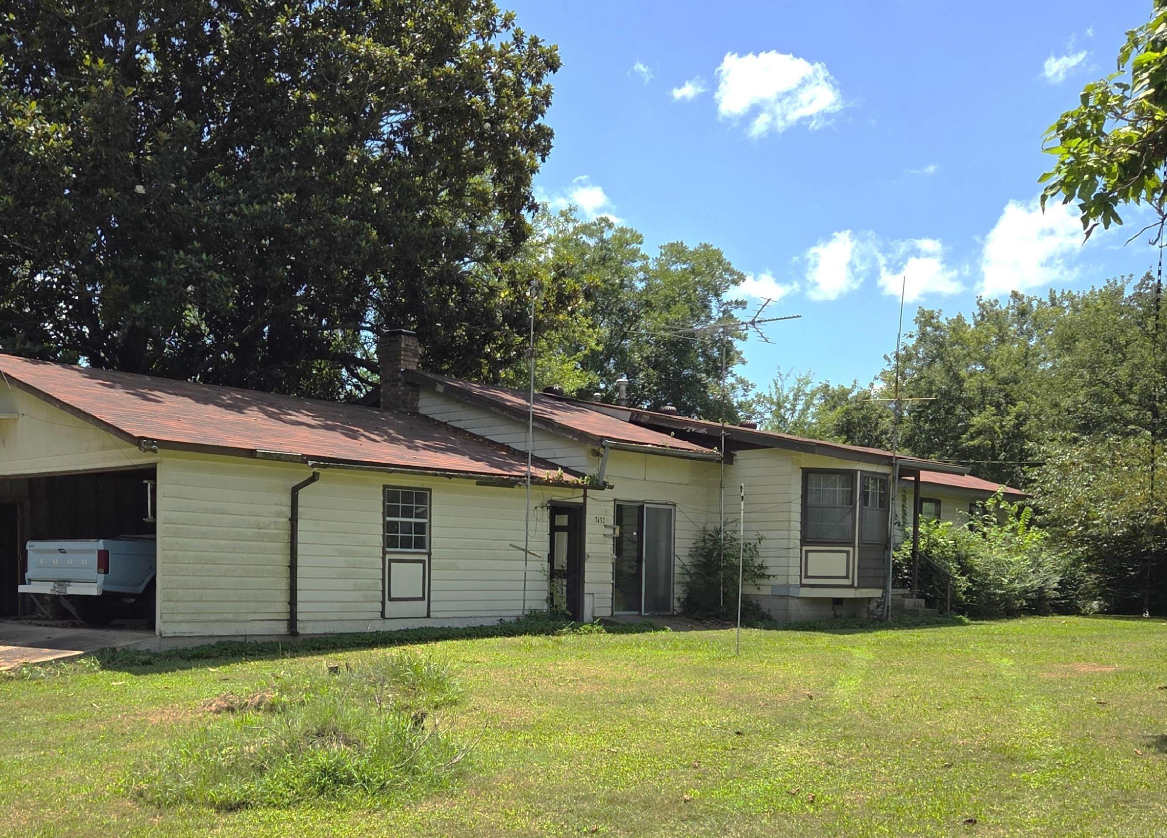 3432 Polk Road 44  Mena, AR