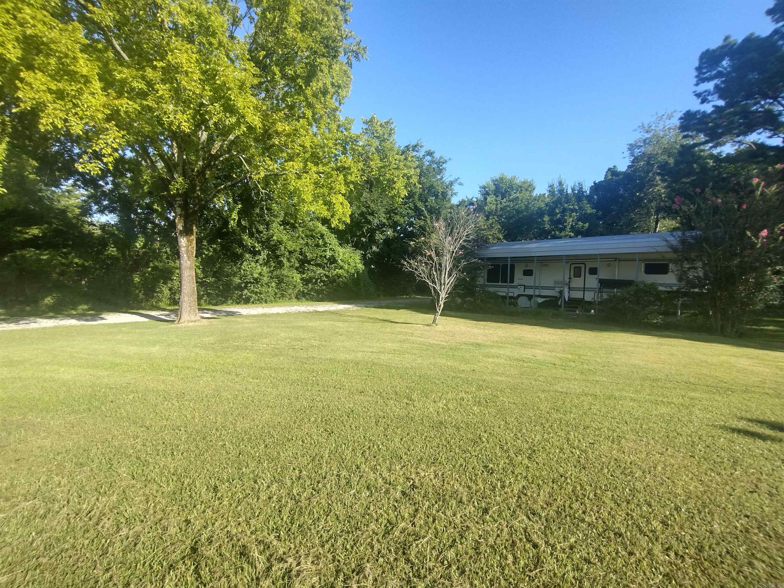 601 South Peabody  Mountain View, AR