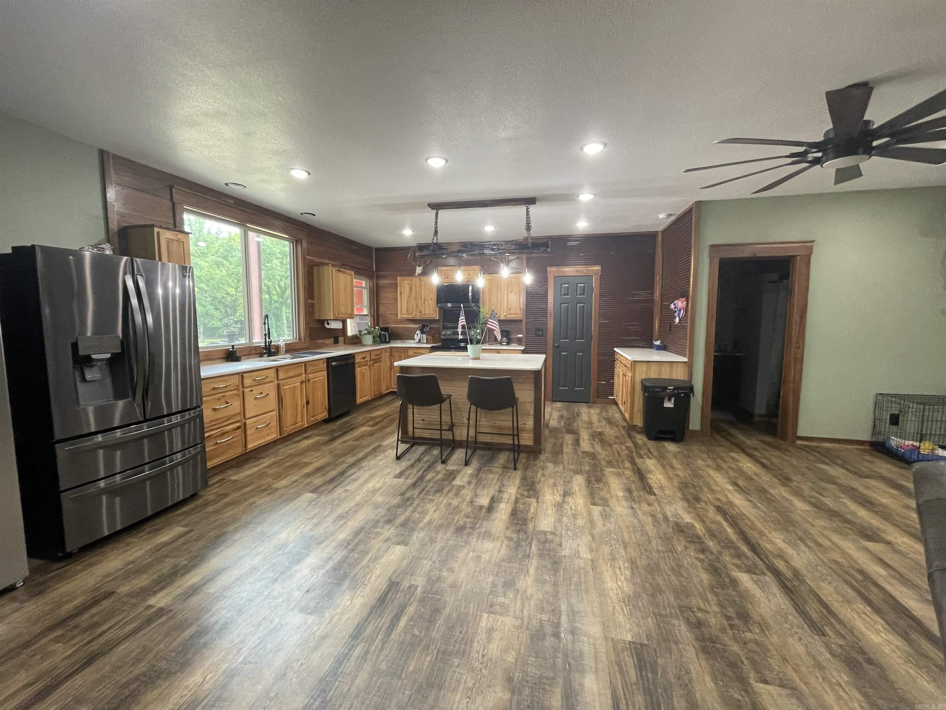 4264 Highway 87  Mountain View, AR