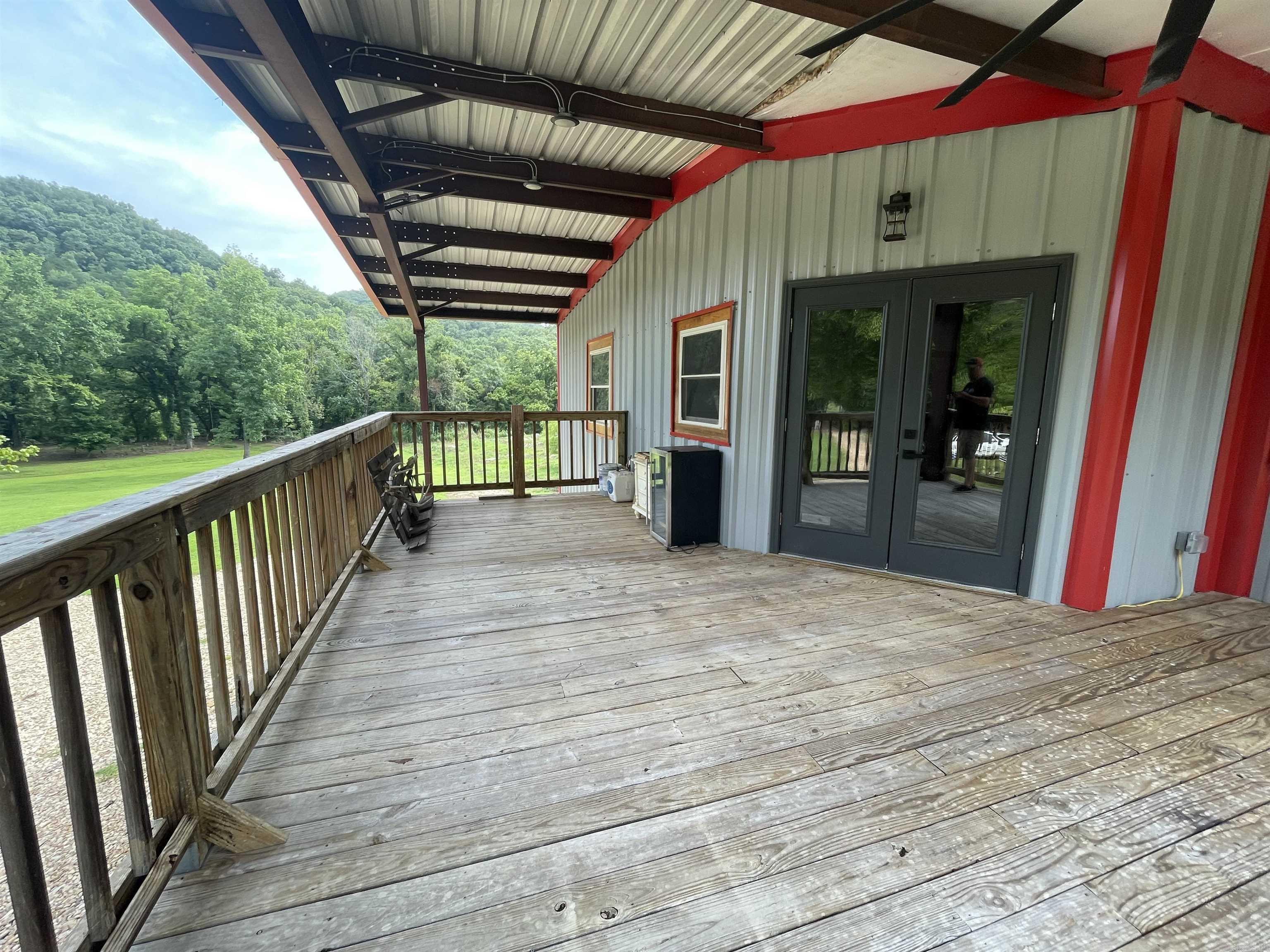 4264 Highway 87  Mountain View, AR