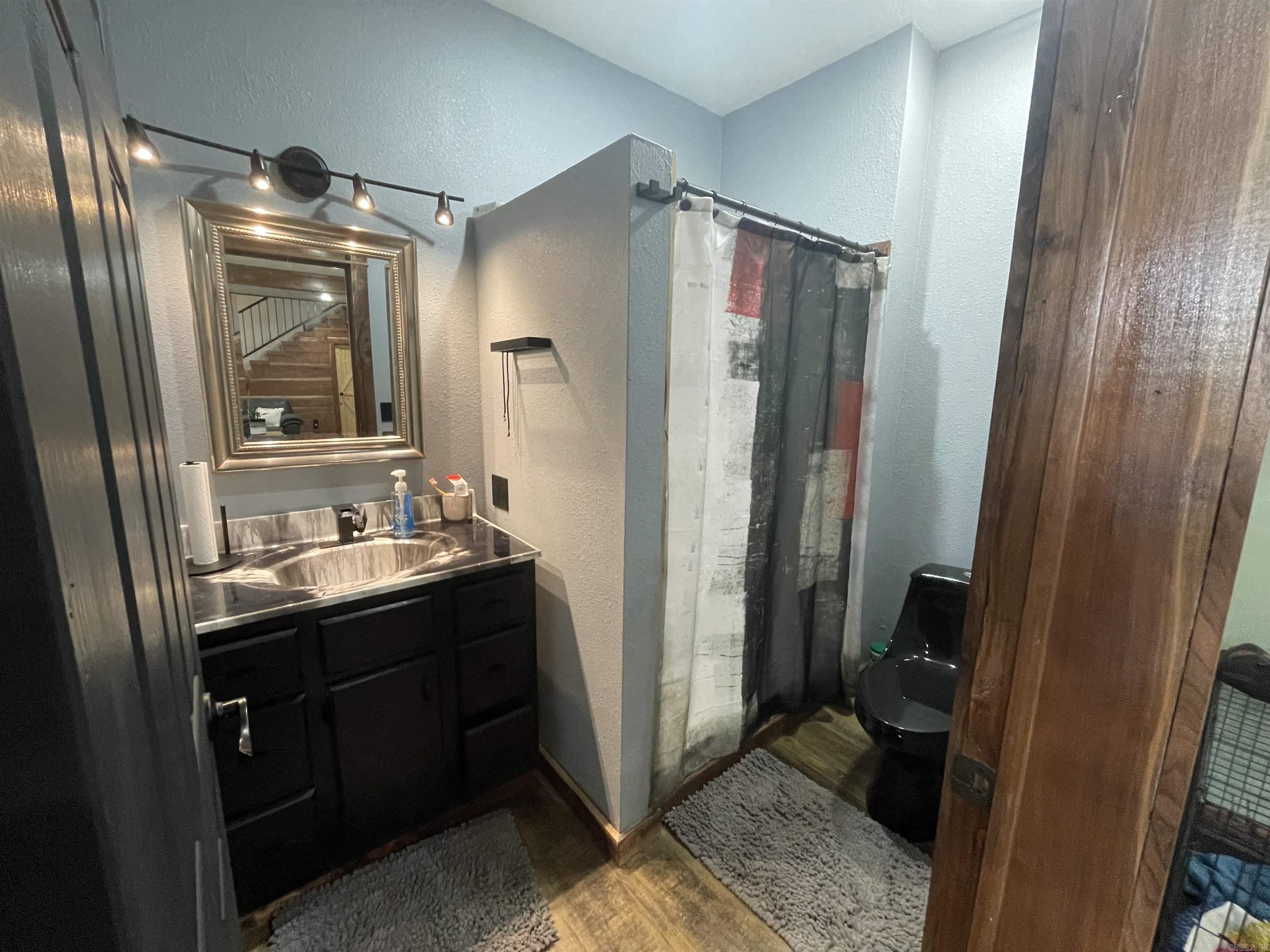 4264 Highway 87  Mountain View, AR
