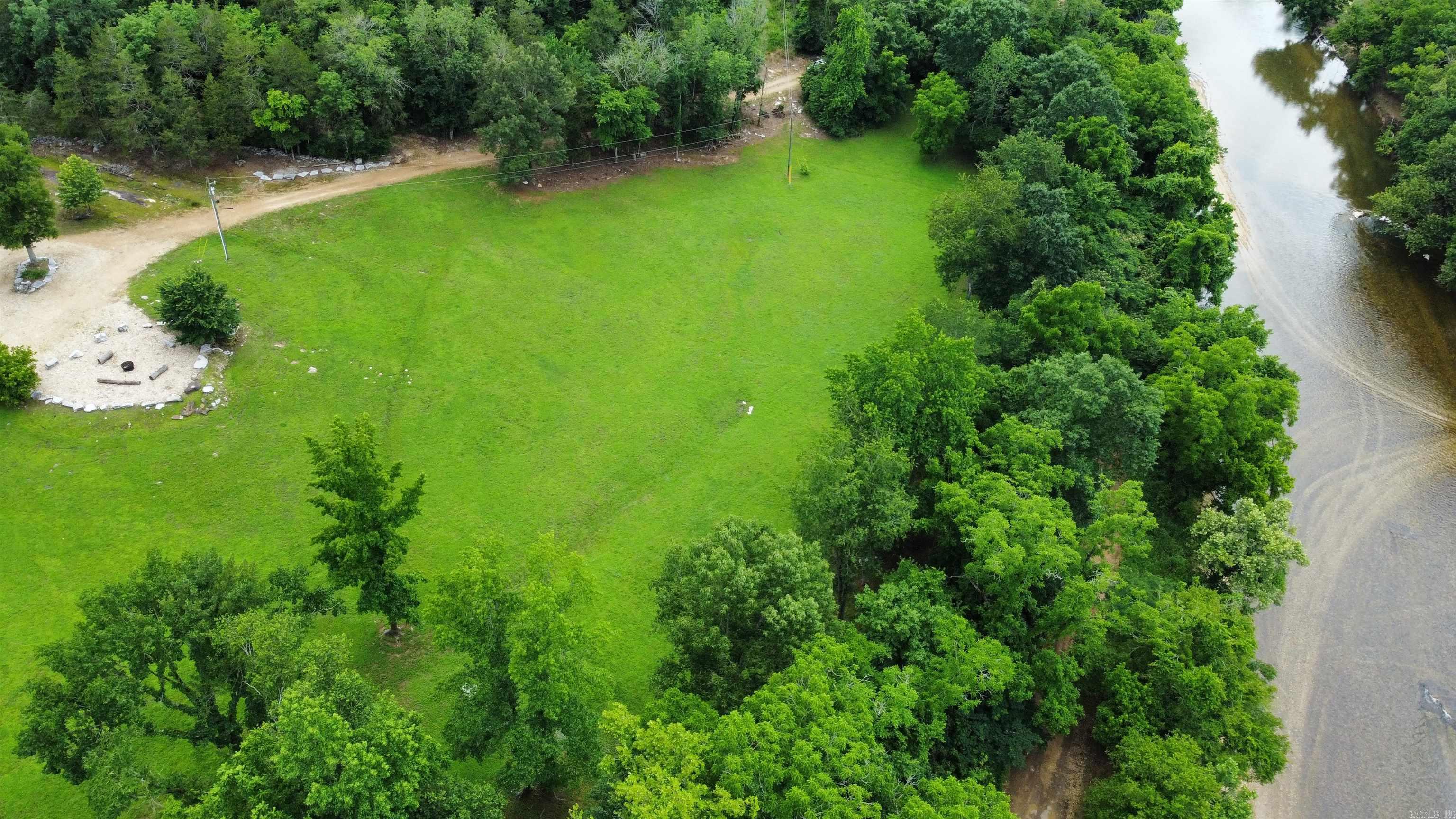 4264 Highway 87  Mountain View, AR