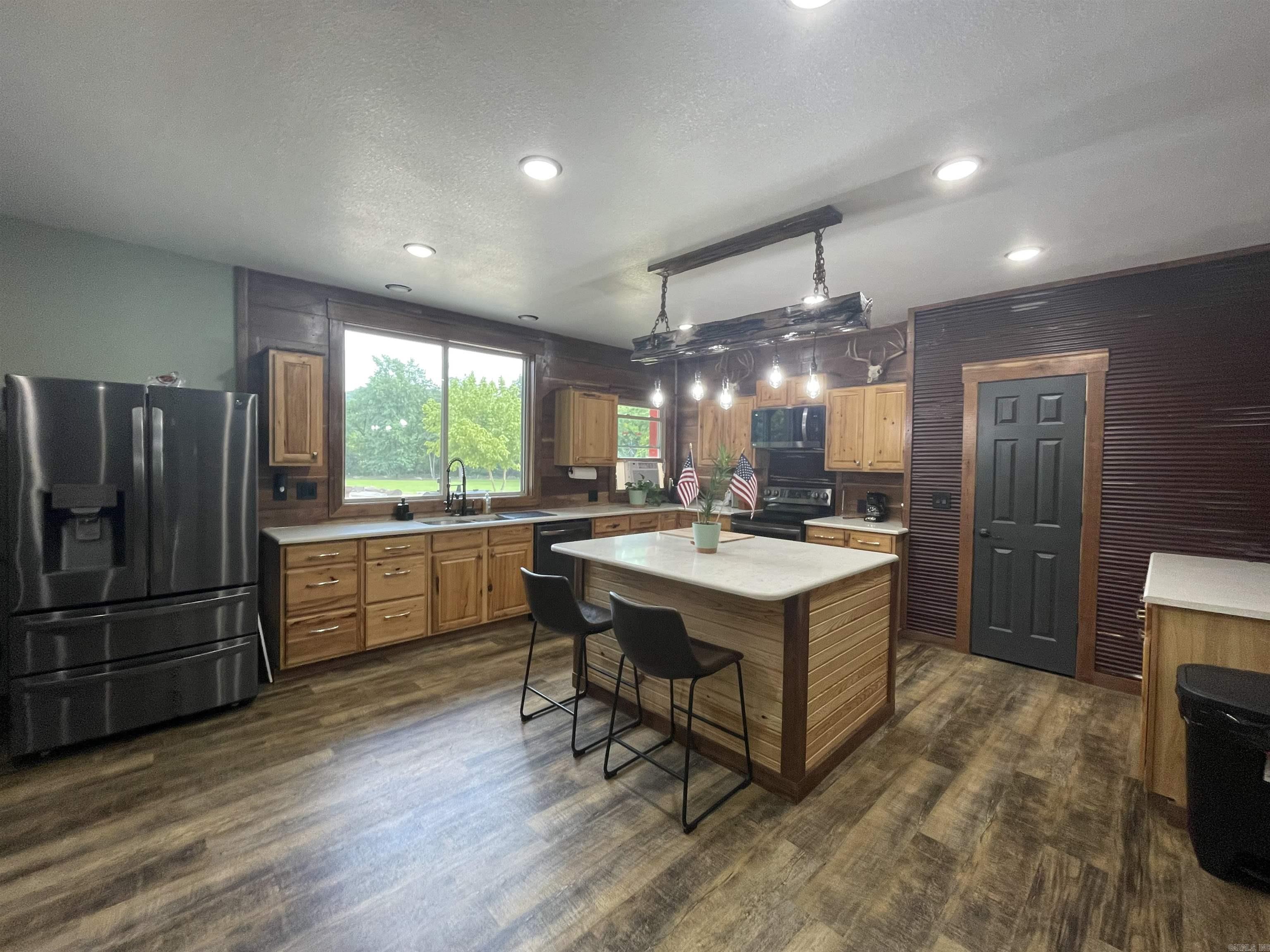 4264 Highway 87  Mountain View, AR