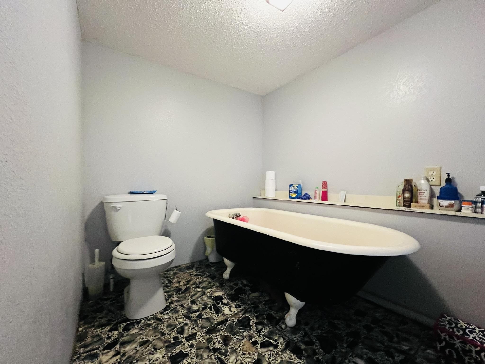 210 Pilot Hill  Salem, AR