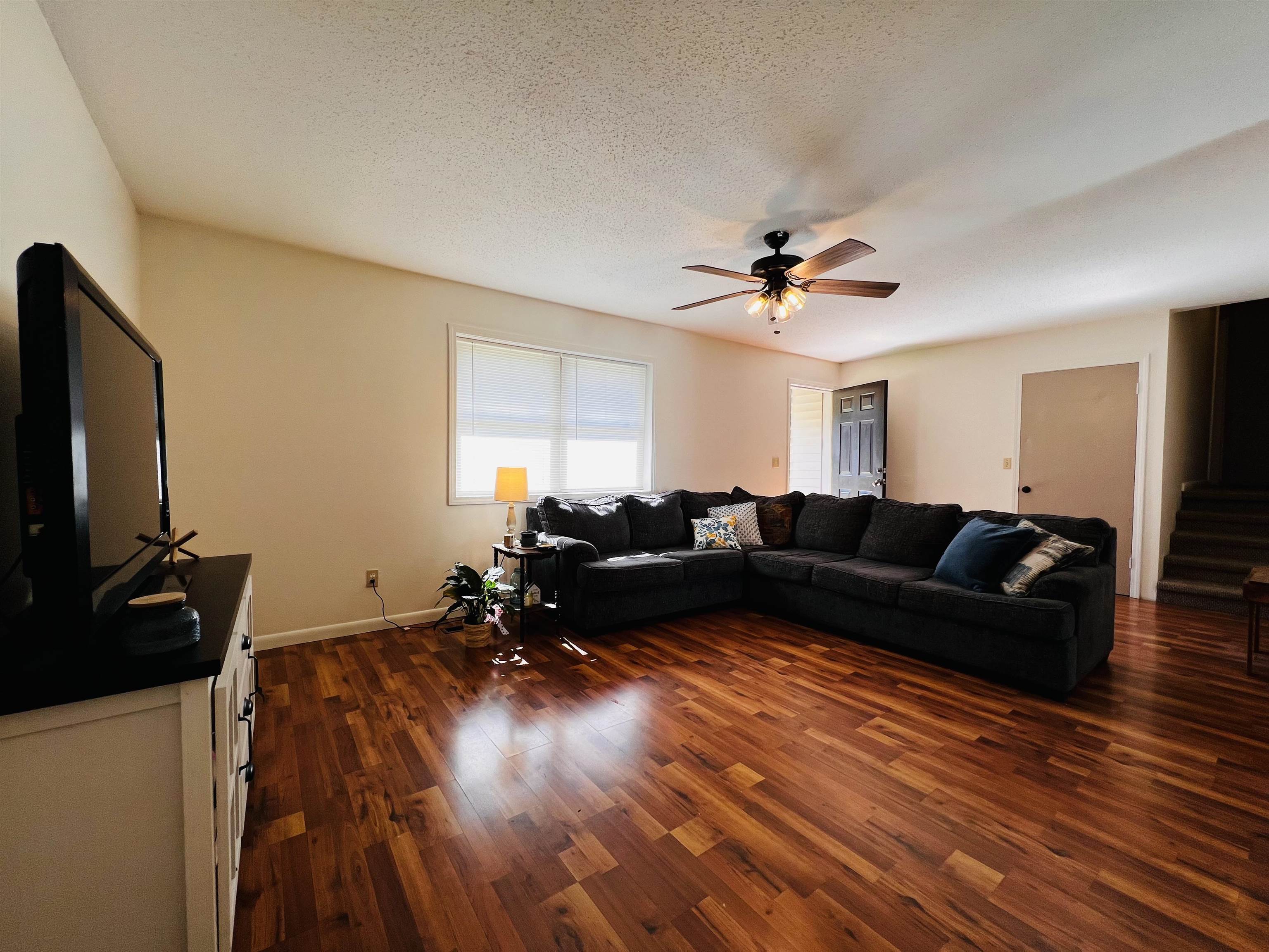 210 Pilot Hill  Salem, AR