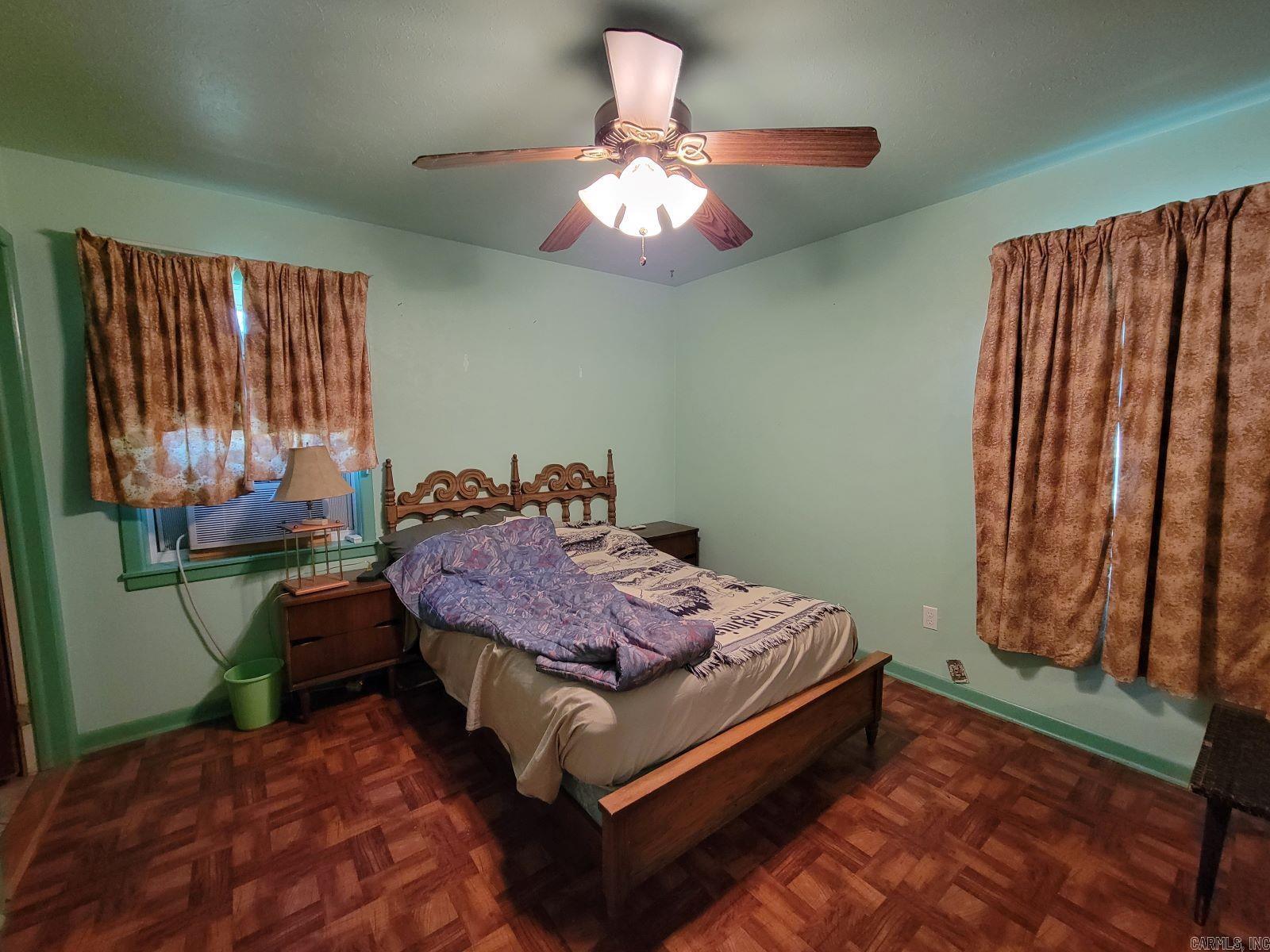 109 E Pine  Lockesburg, AR