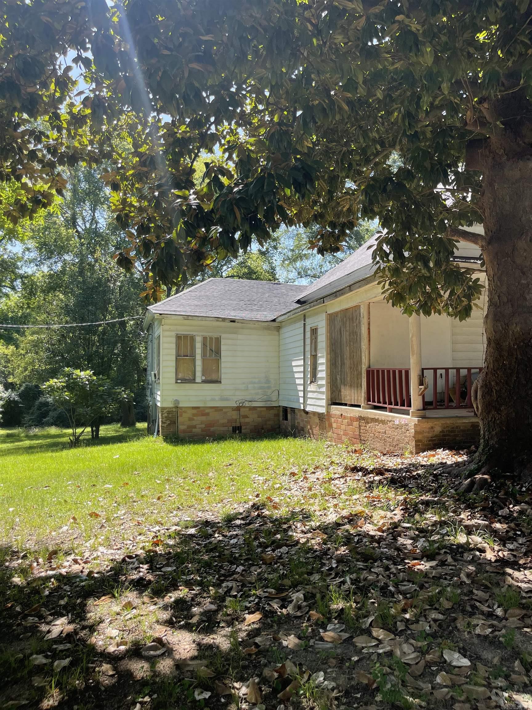 202 S 4th  Nashville, AR