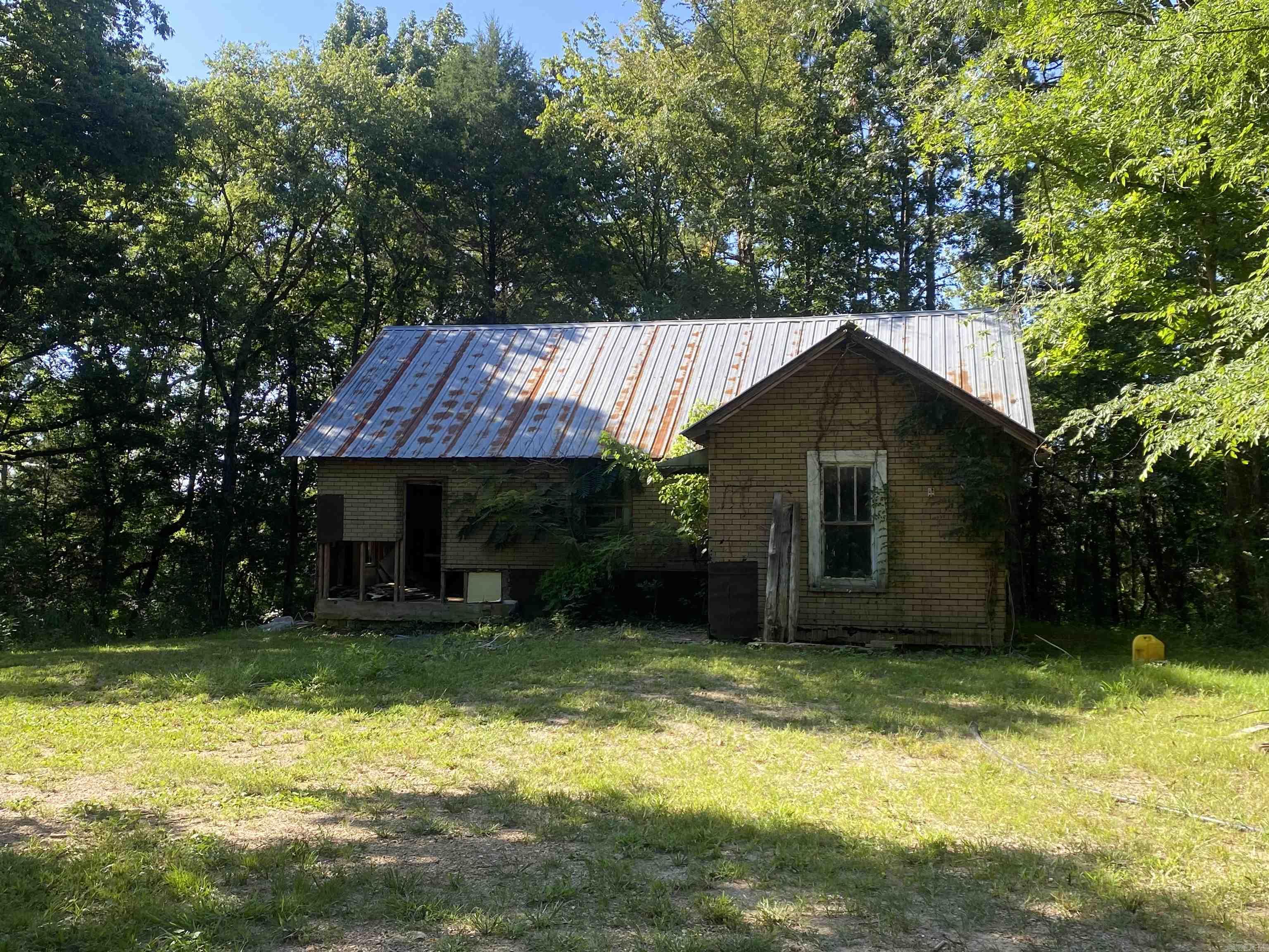 42 Dusty  Story, AR