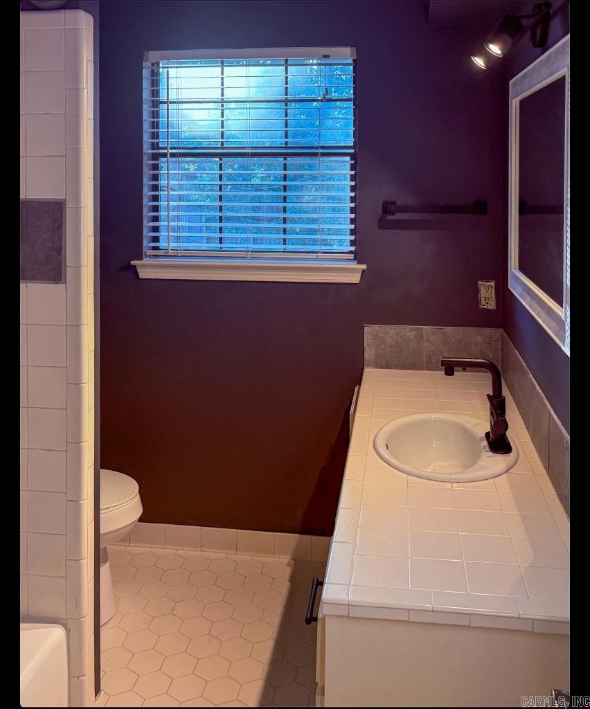 22 Nob View  Little Rock, AR