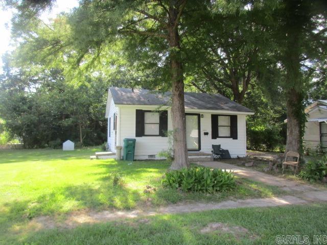2002 S Maple  Pine Bluff, AR