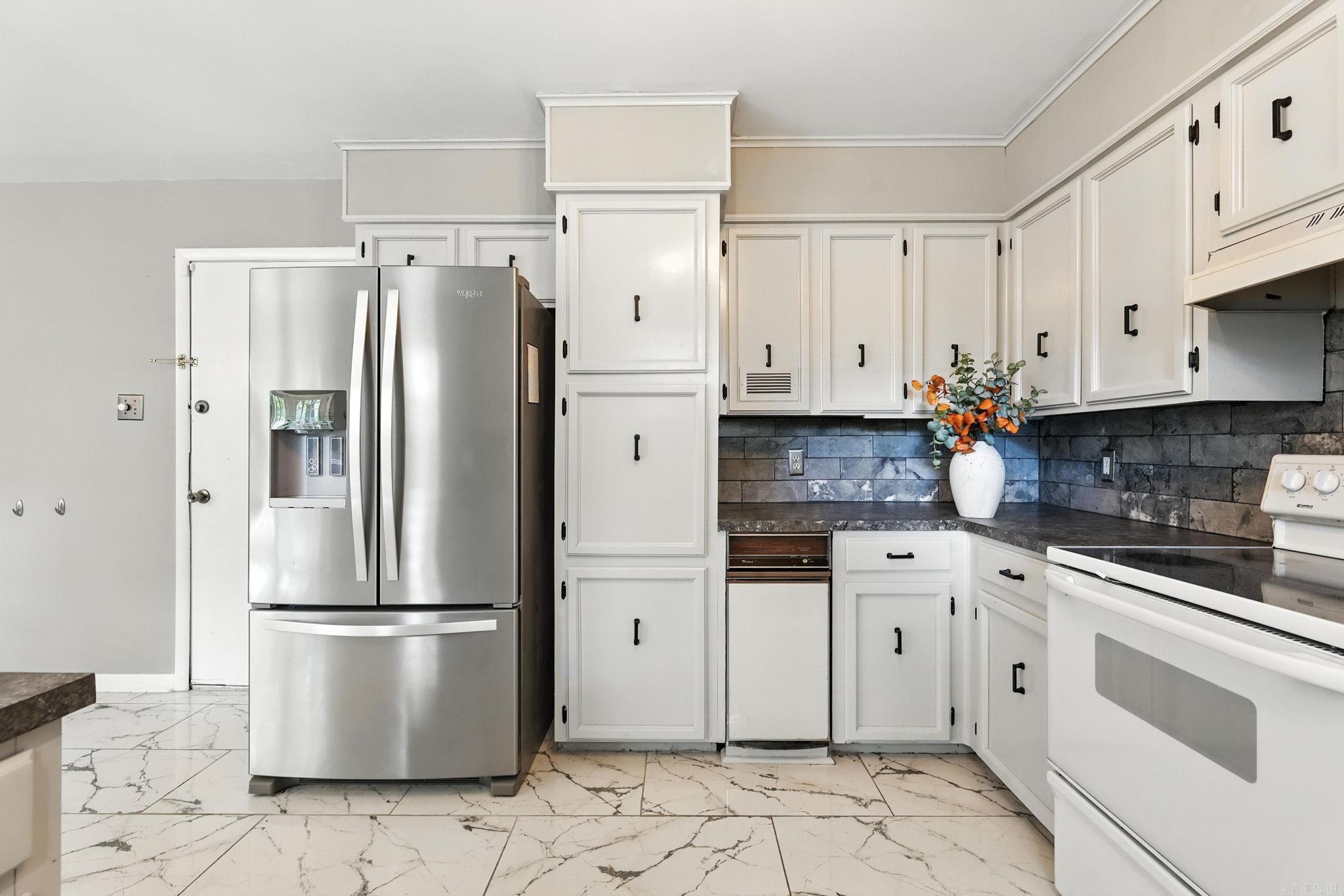 2 Millstone  Maumelle, AR