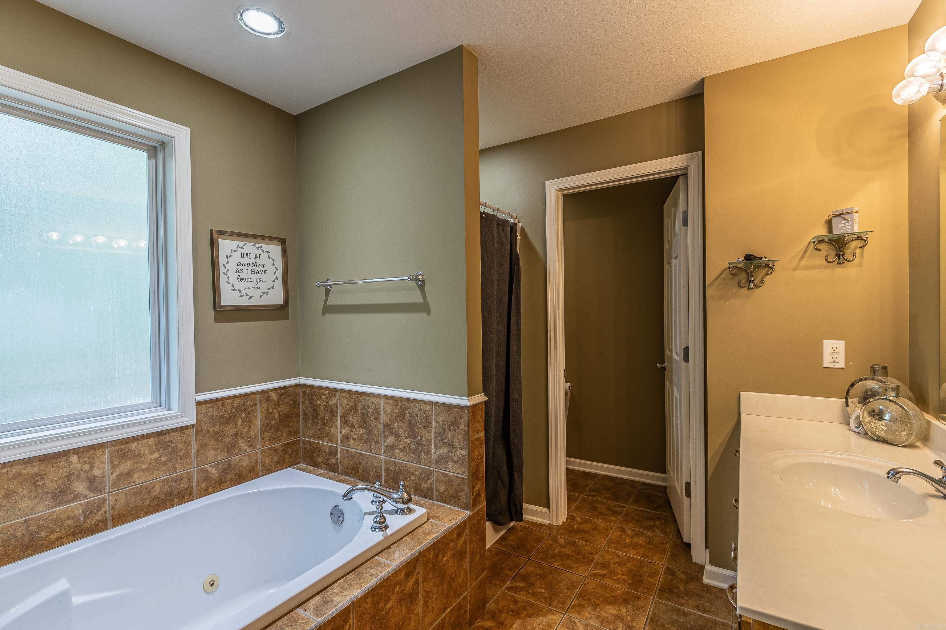 800 Greene 626  Paragould, AR