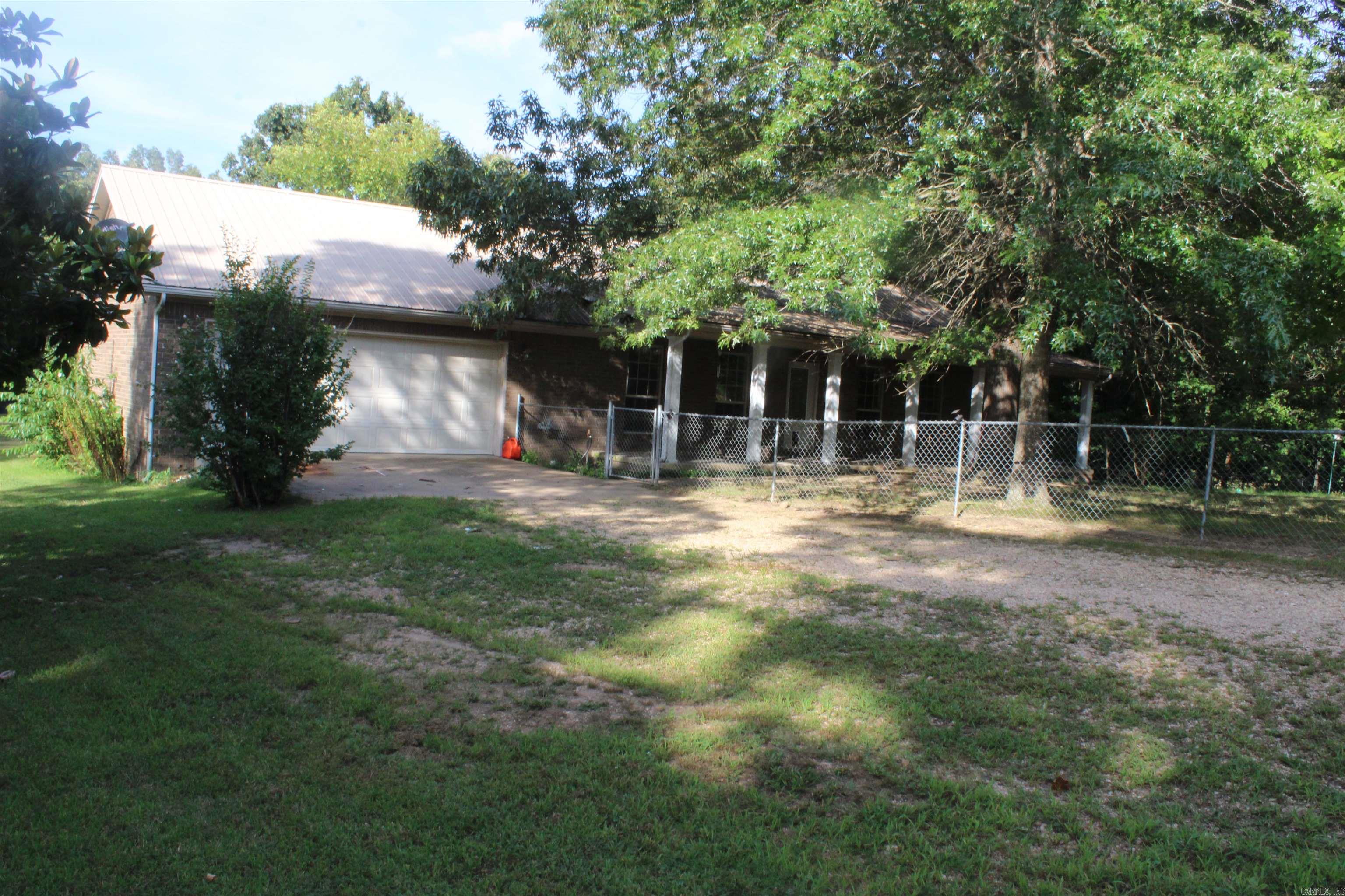 256 Grand Central Drive  Marshall, AR