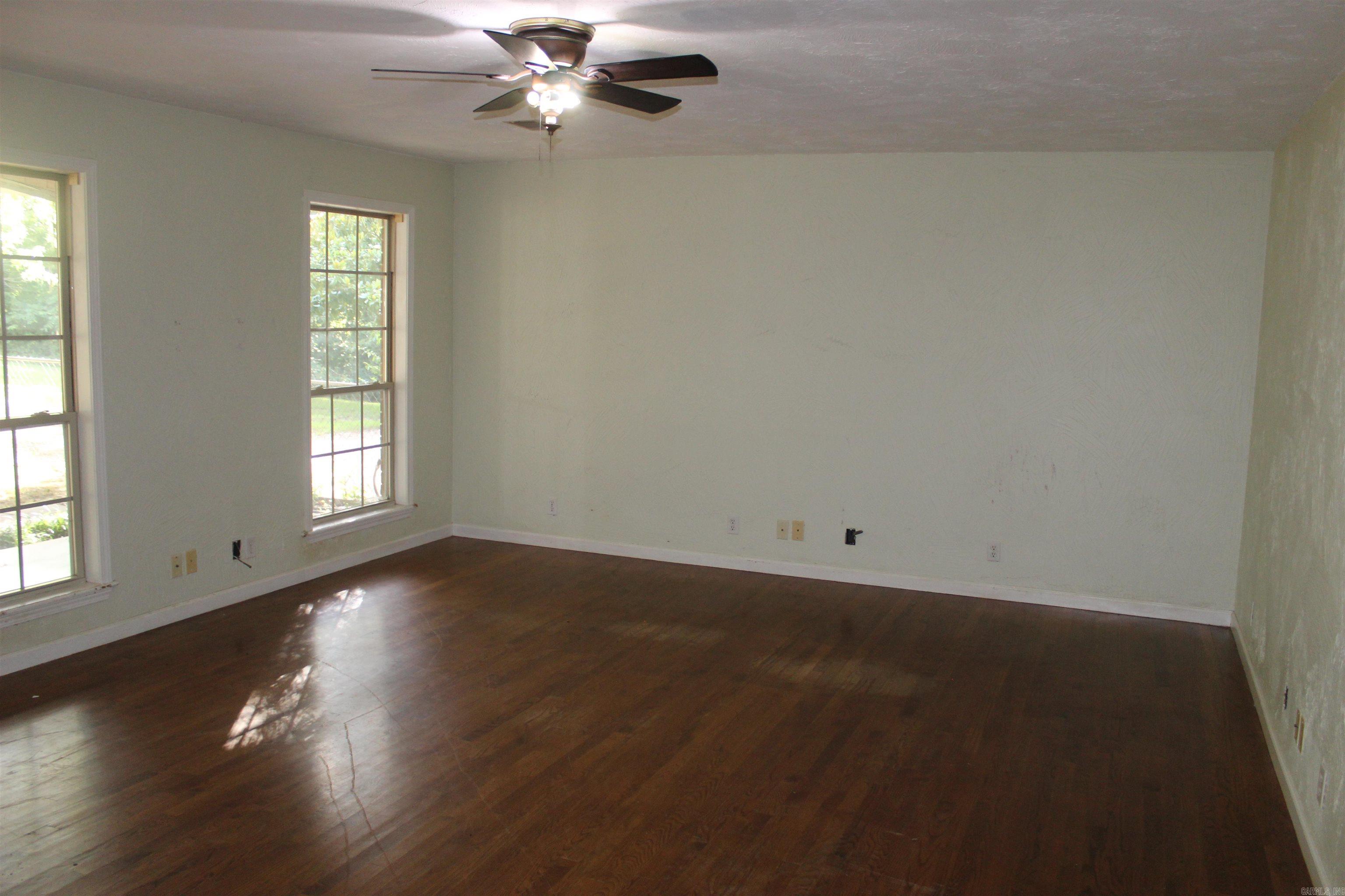 256 Grand Central Drive  Marshall, AR
