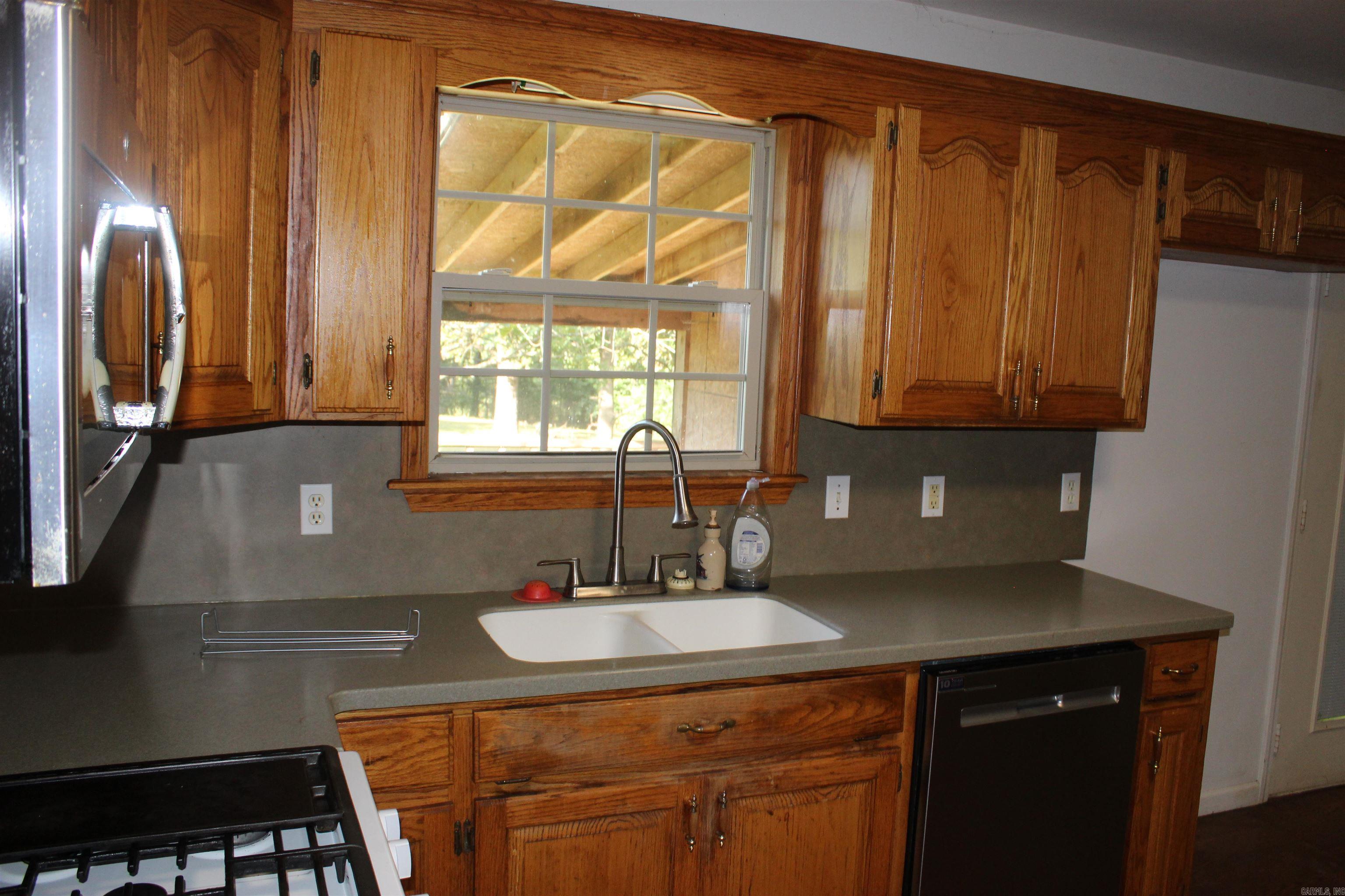 256 Grand Central Drive  Marshall, AR