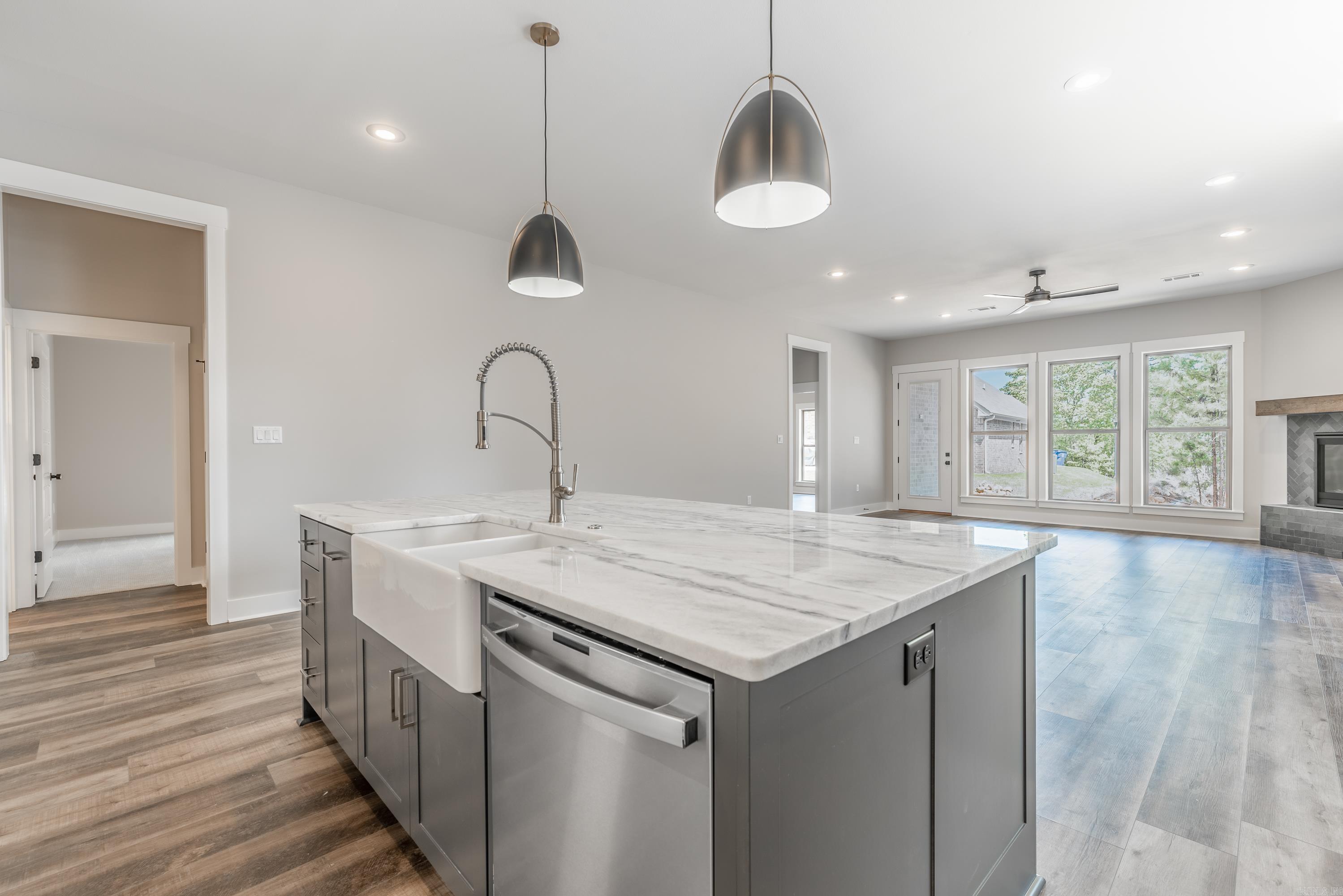 111 Crestview  Maumelle, AR