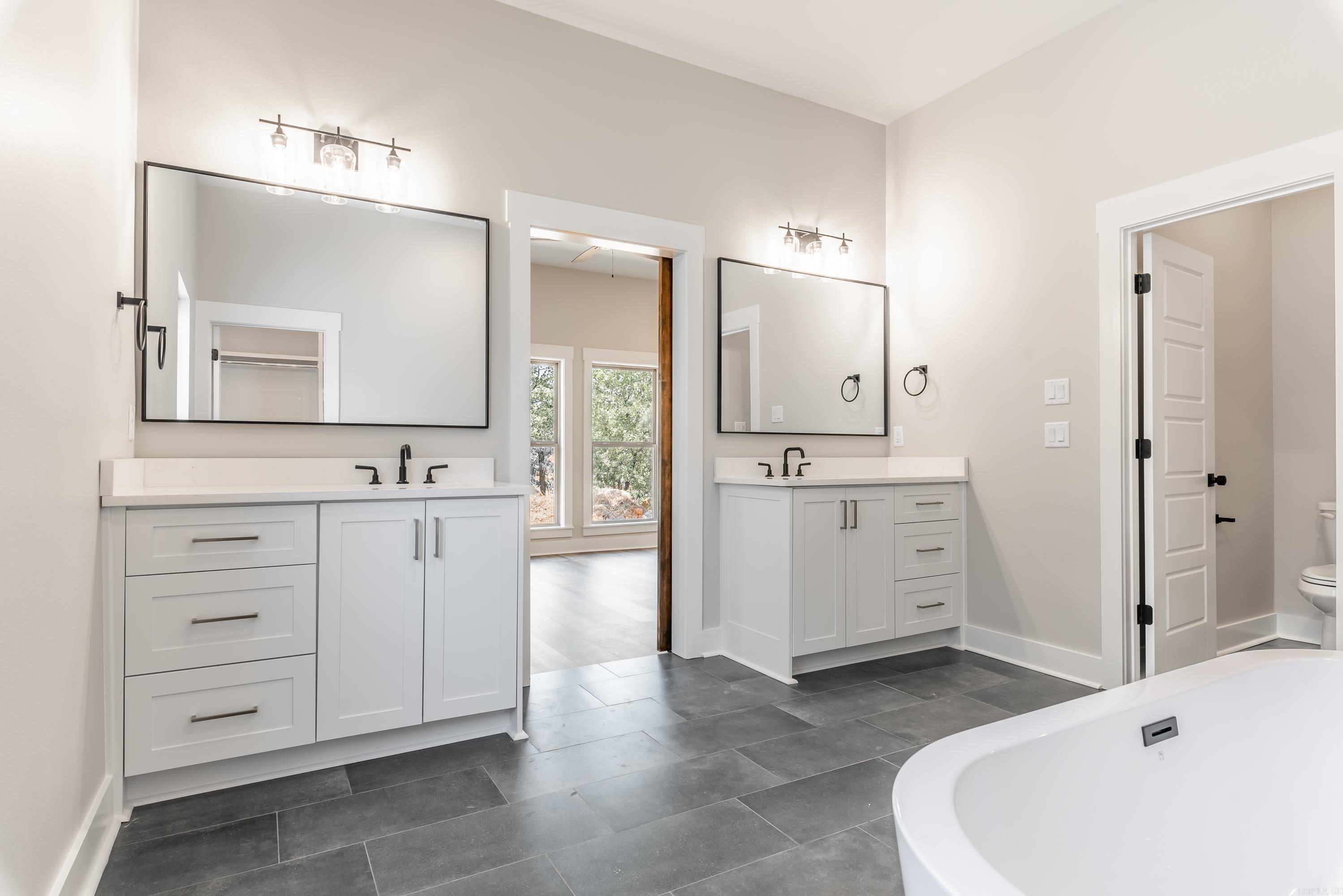 111 Crestview  Maumelle, AR