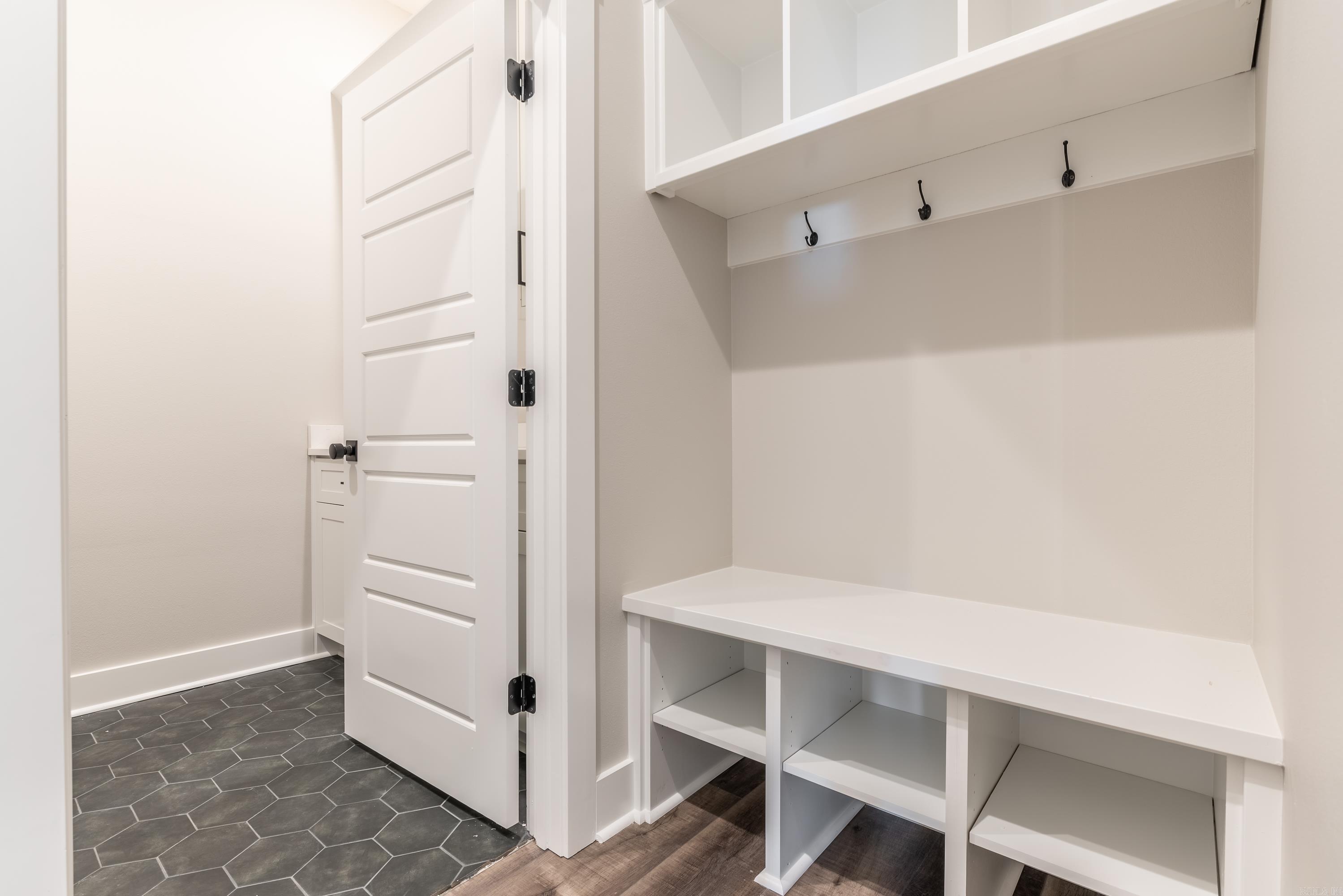 111 Crestview  Maumelle, AR