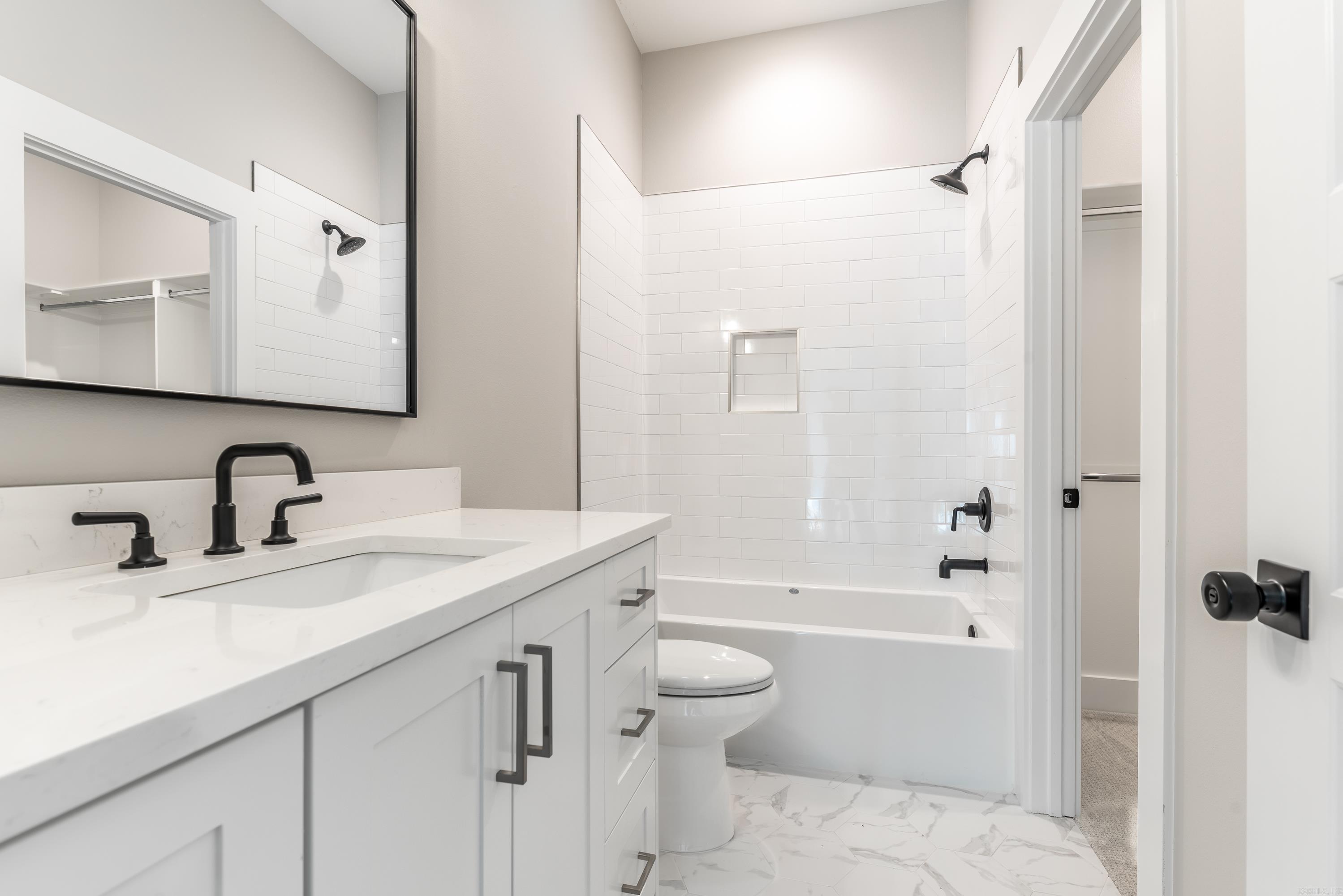 111 Crestview  Maumelle, AR