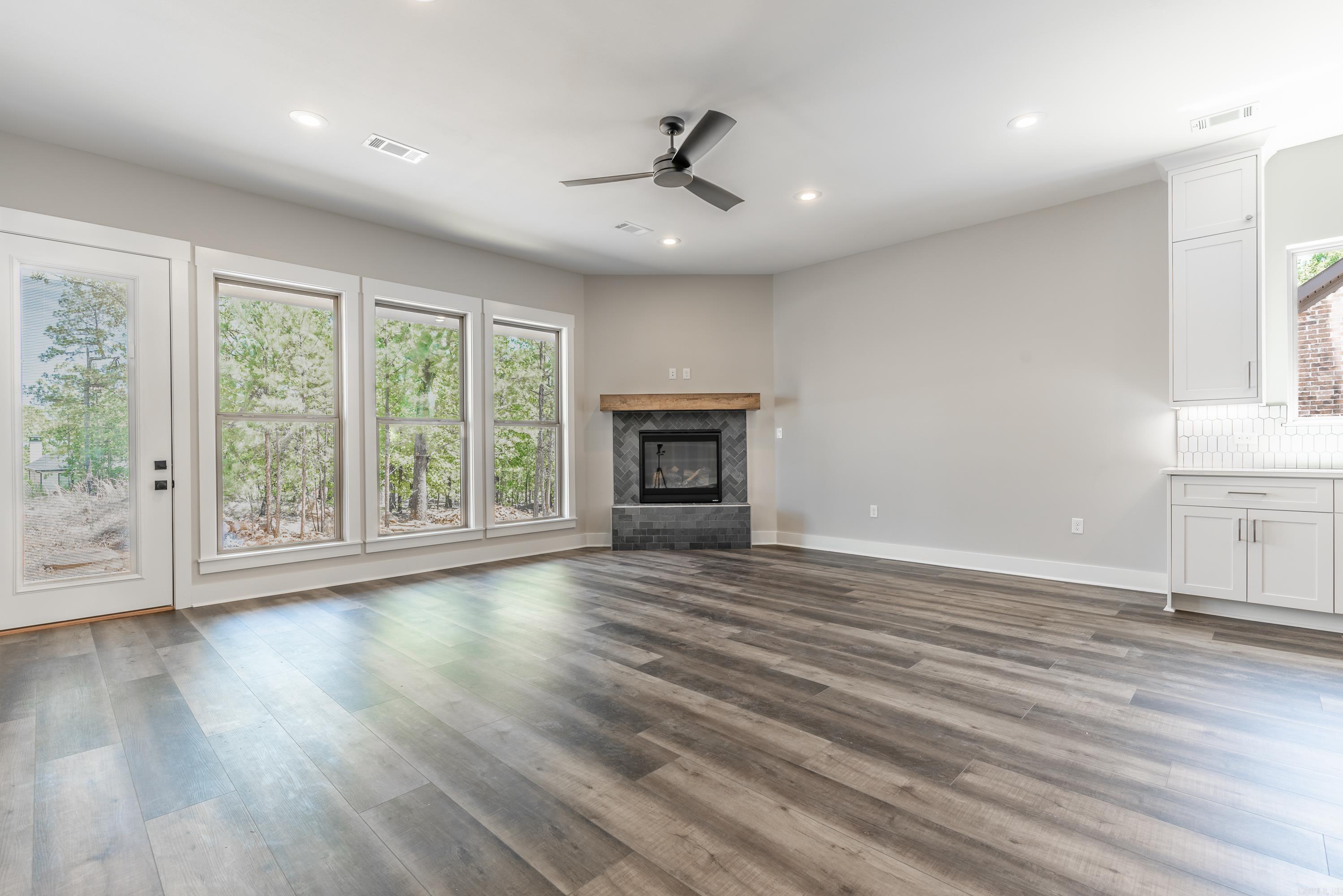 111 Crestview  Maumelle, AR