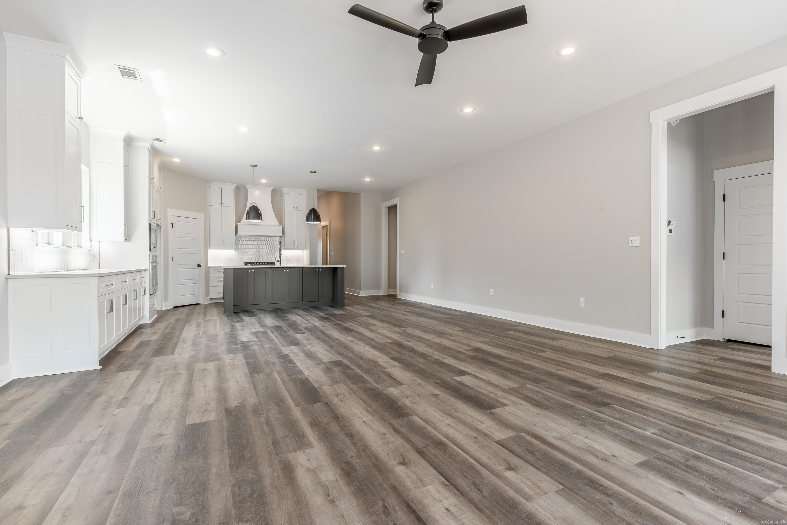 111 Crestview  Maumelle, AR